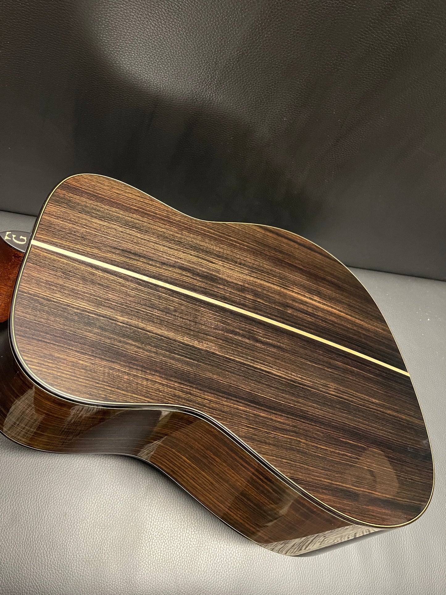 Yamaha FG9 R S/N: IJN065A