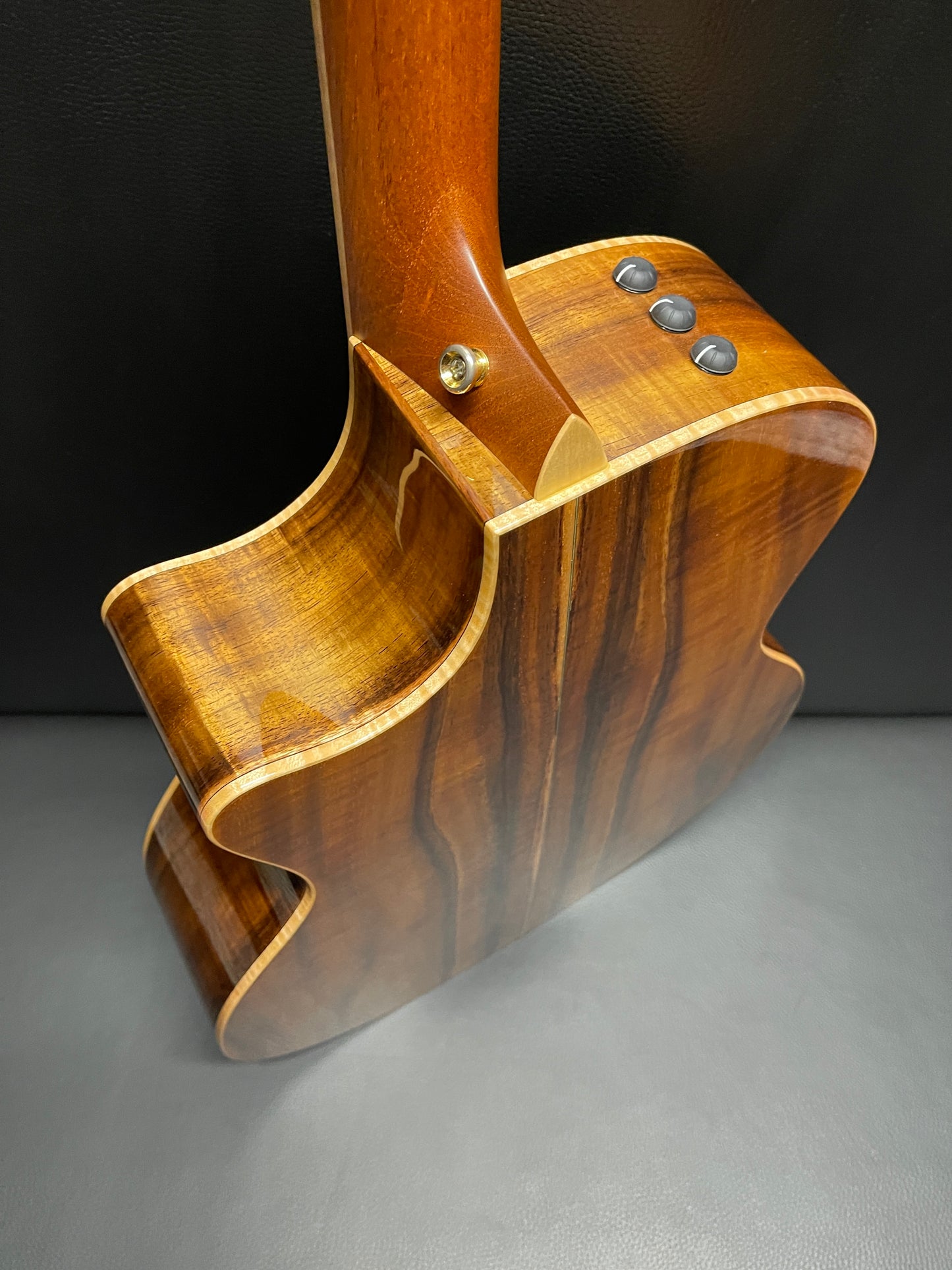 Taylor K24 Full Koa CE 2010 (PRE-OWNED)