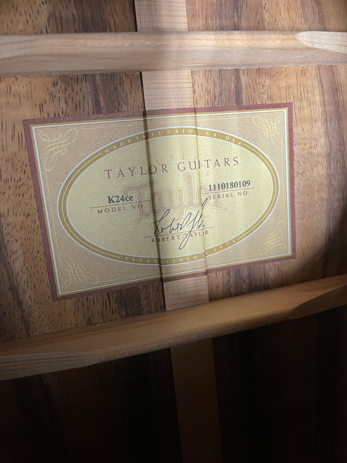 Taylor K24 Full Koa CE 2010 (PRE-OWNED)