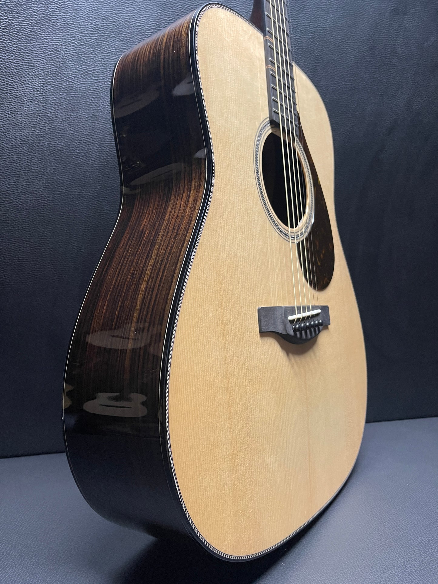 Yamaha FG9 R S/N: IJN065A