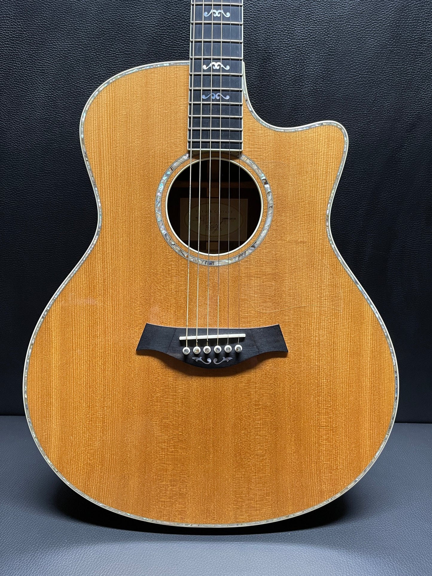 Taylor 916CE 2008 (PRE-OWNED)