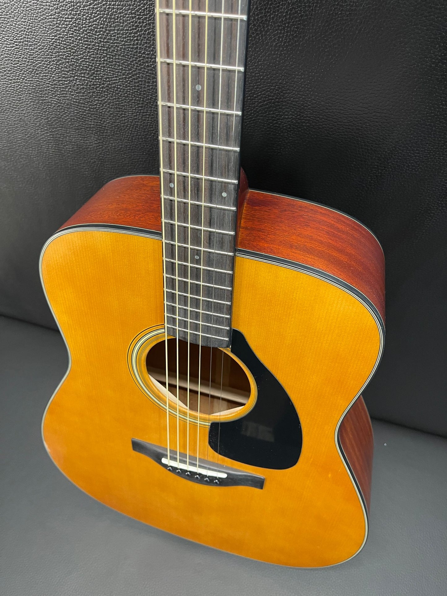 Yamaha FG3