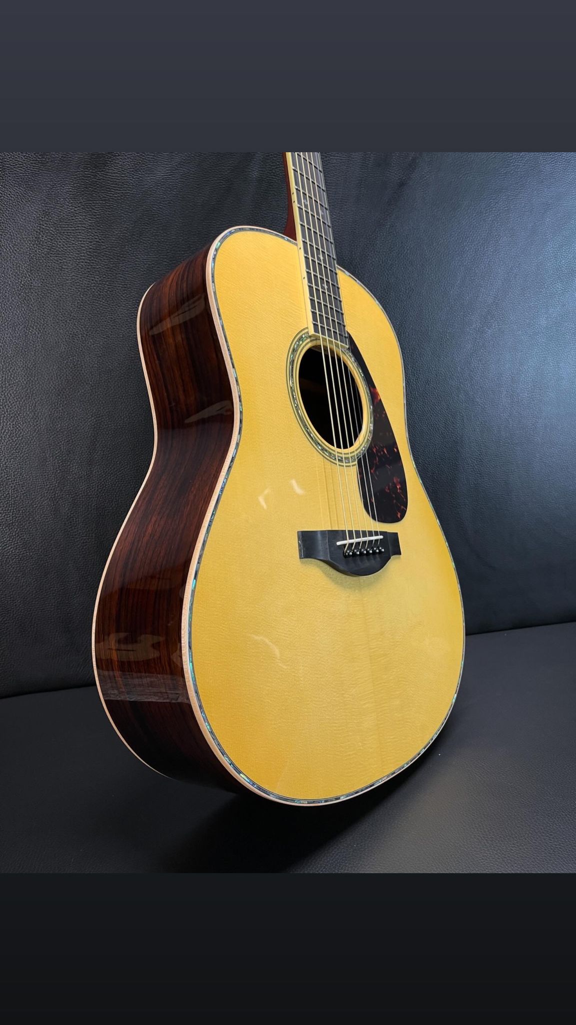 Yamaha LL 16 D Deluxe