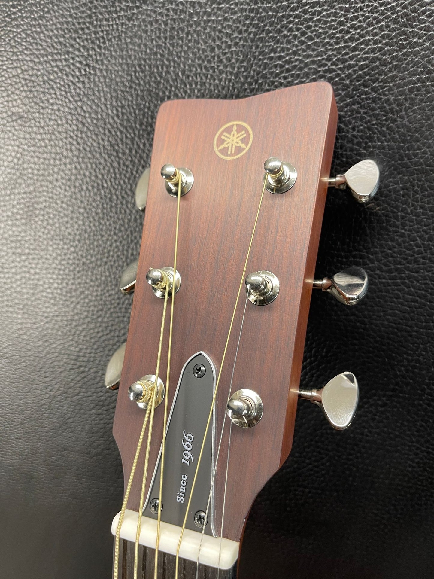 Yamaha FG5