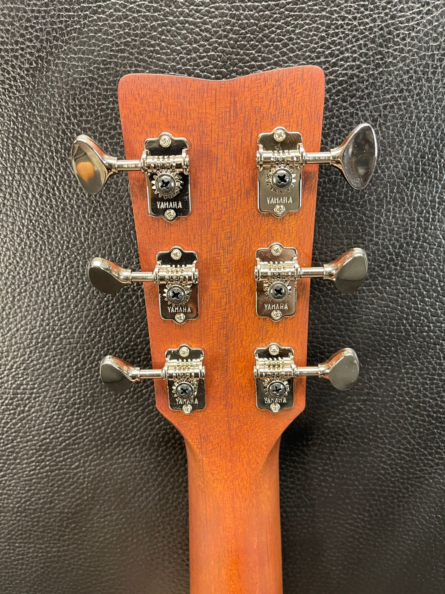 Yamaha FG5