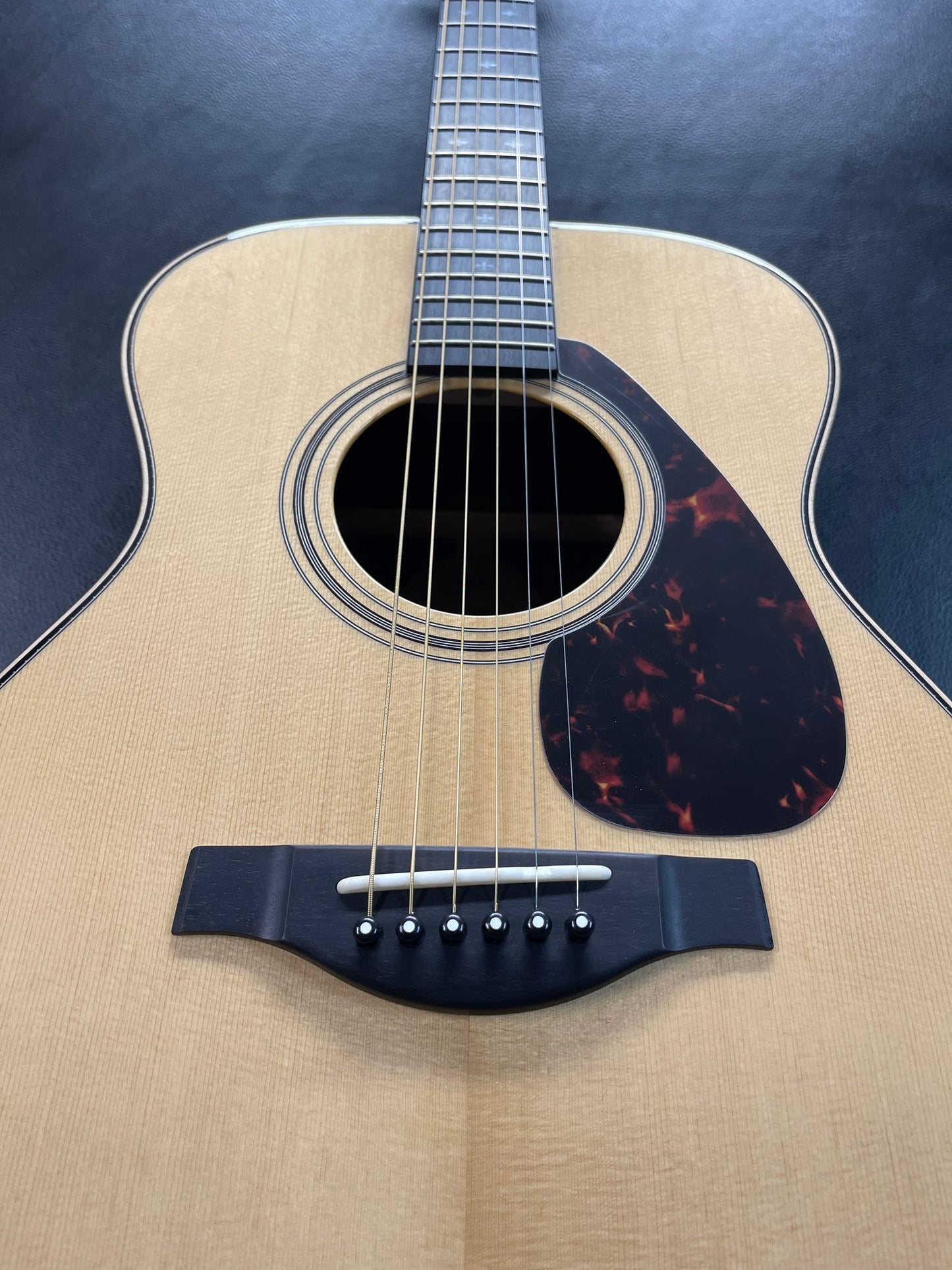 Yamaha LS26AREII