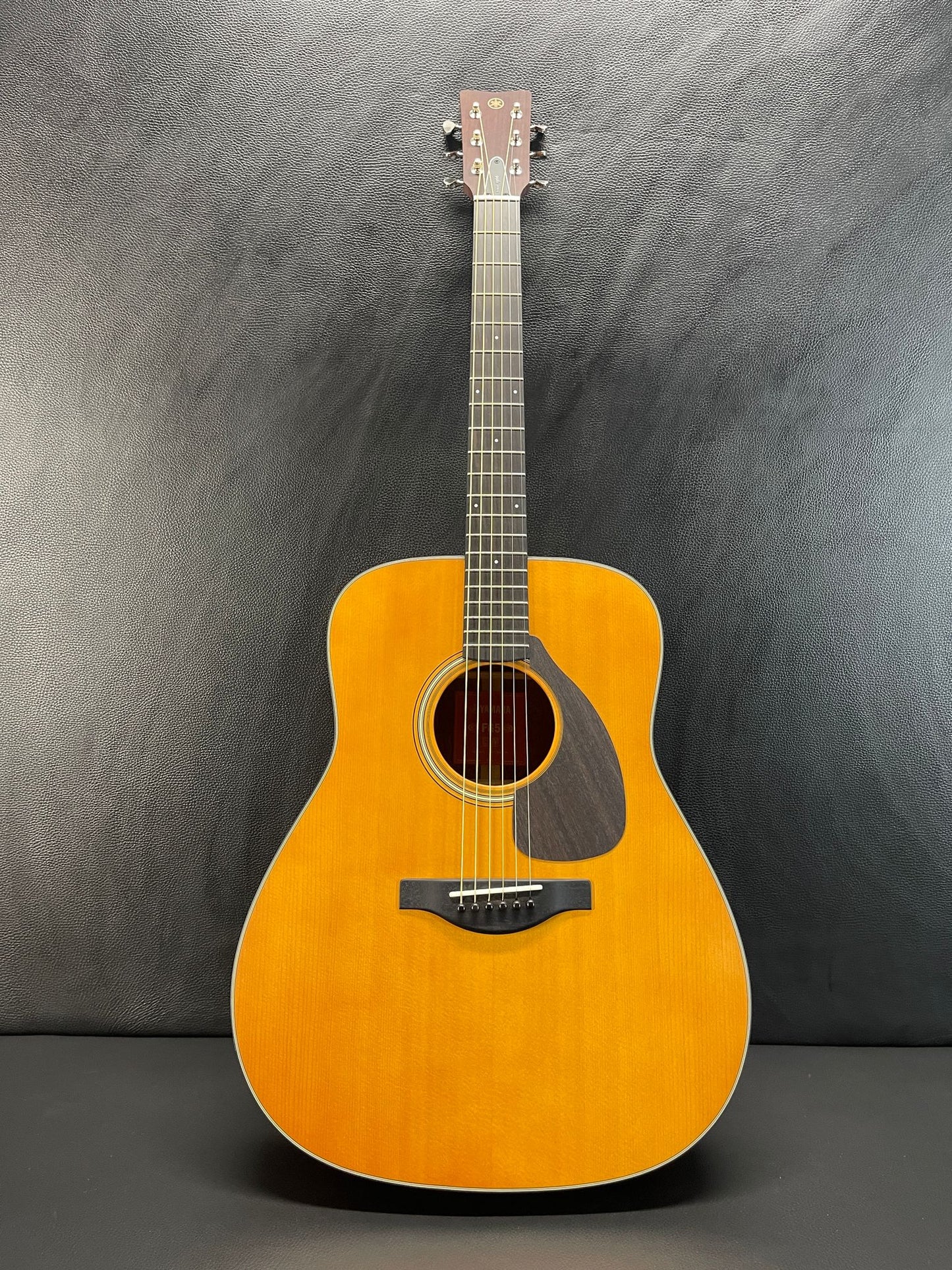 Yamaha FG5