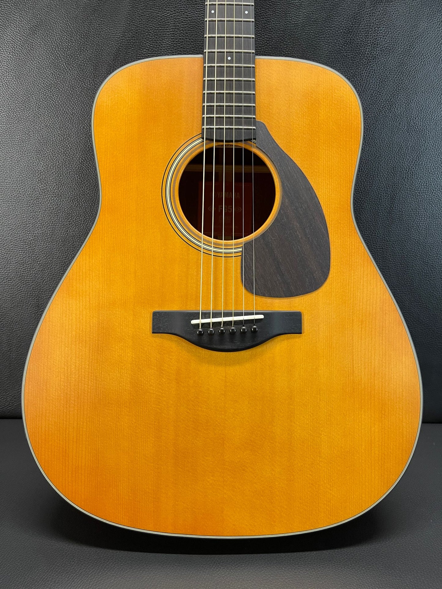 Yamaha FG5
