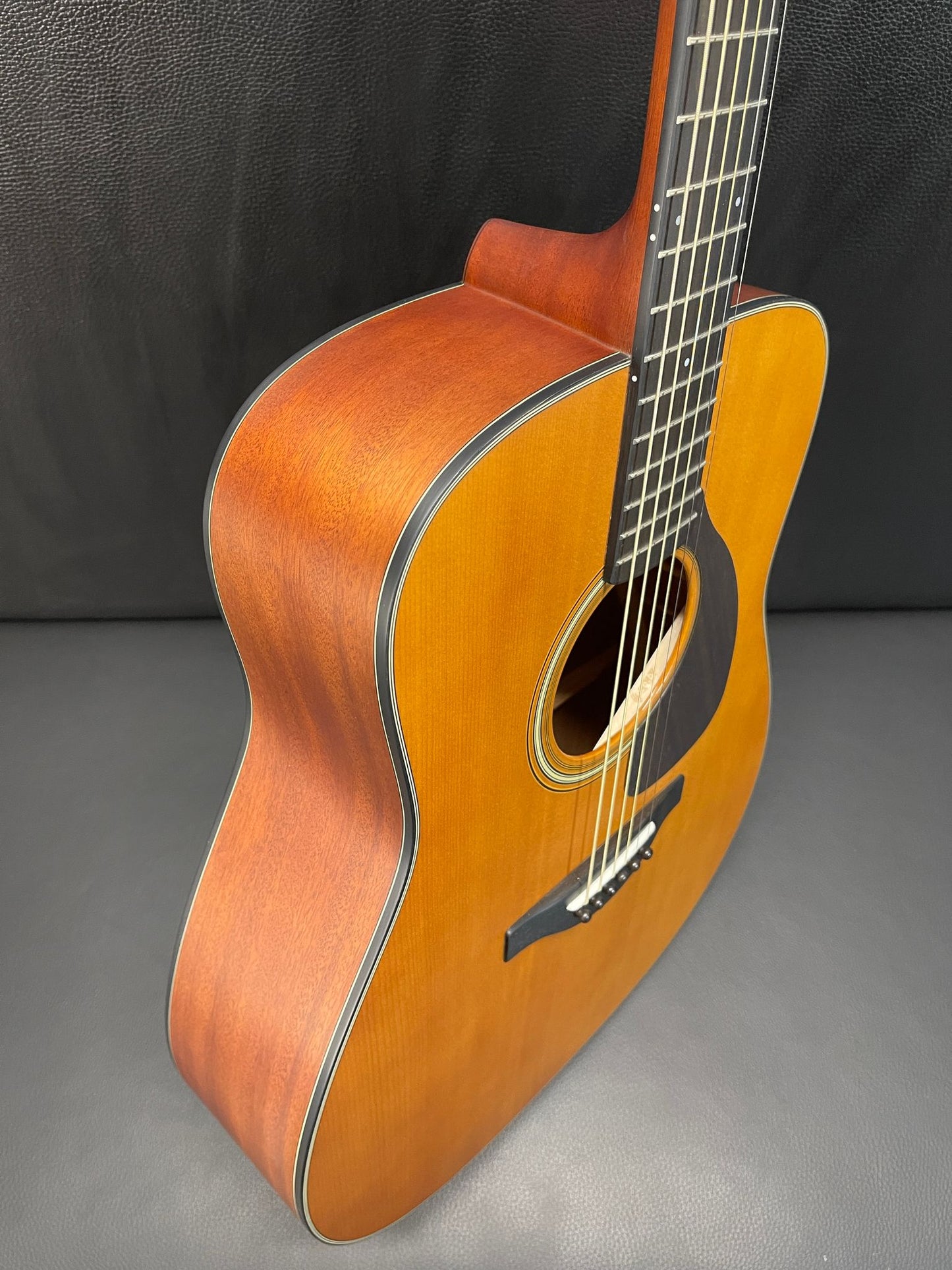 Yamaha FG5