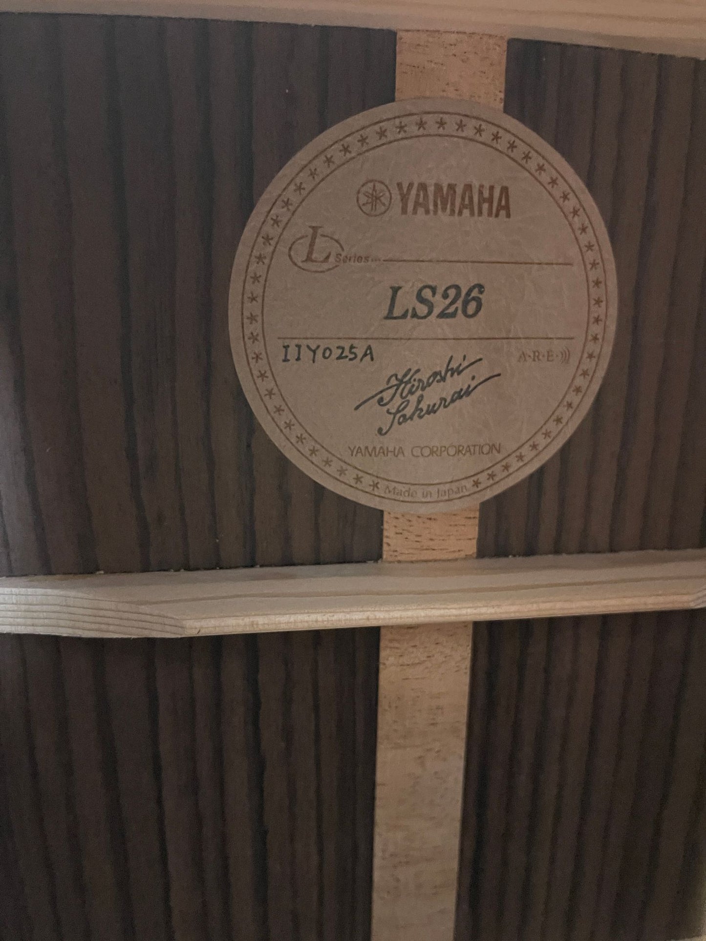 Yamaha LS26AREII