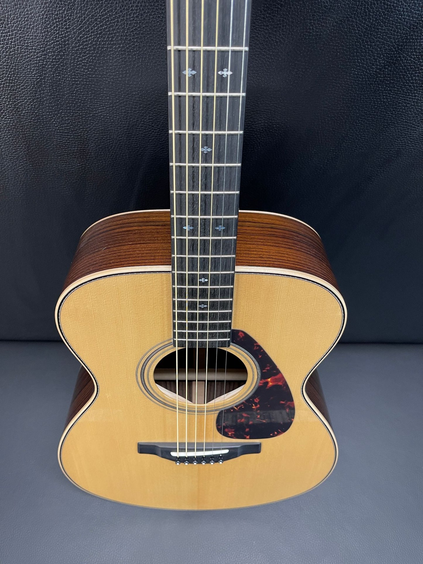 Yamaha LS26AREII
