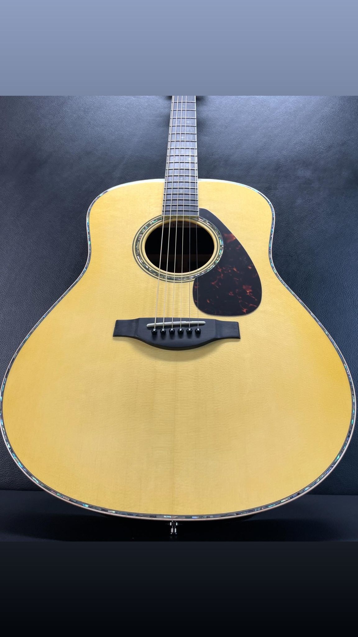 Yamaha LL 16 D Deluxe