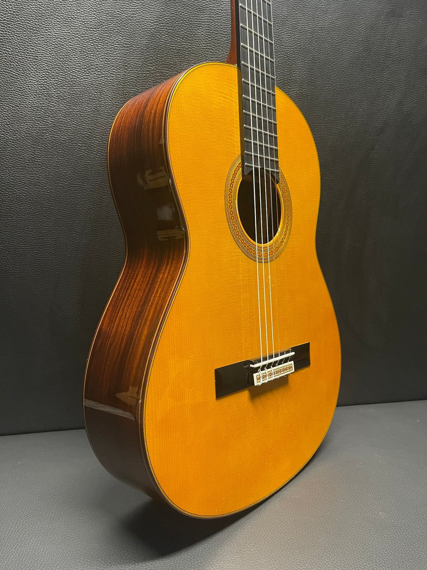 Yamaha GC32S Grand Concert Classical Japan S/N IJ0440A