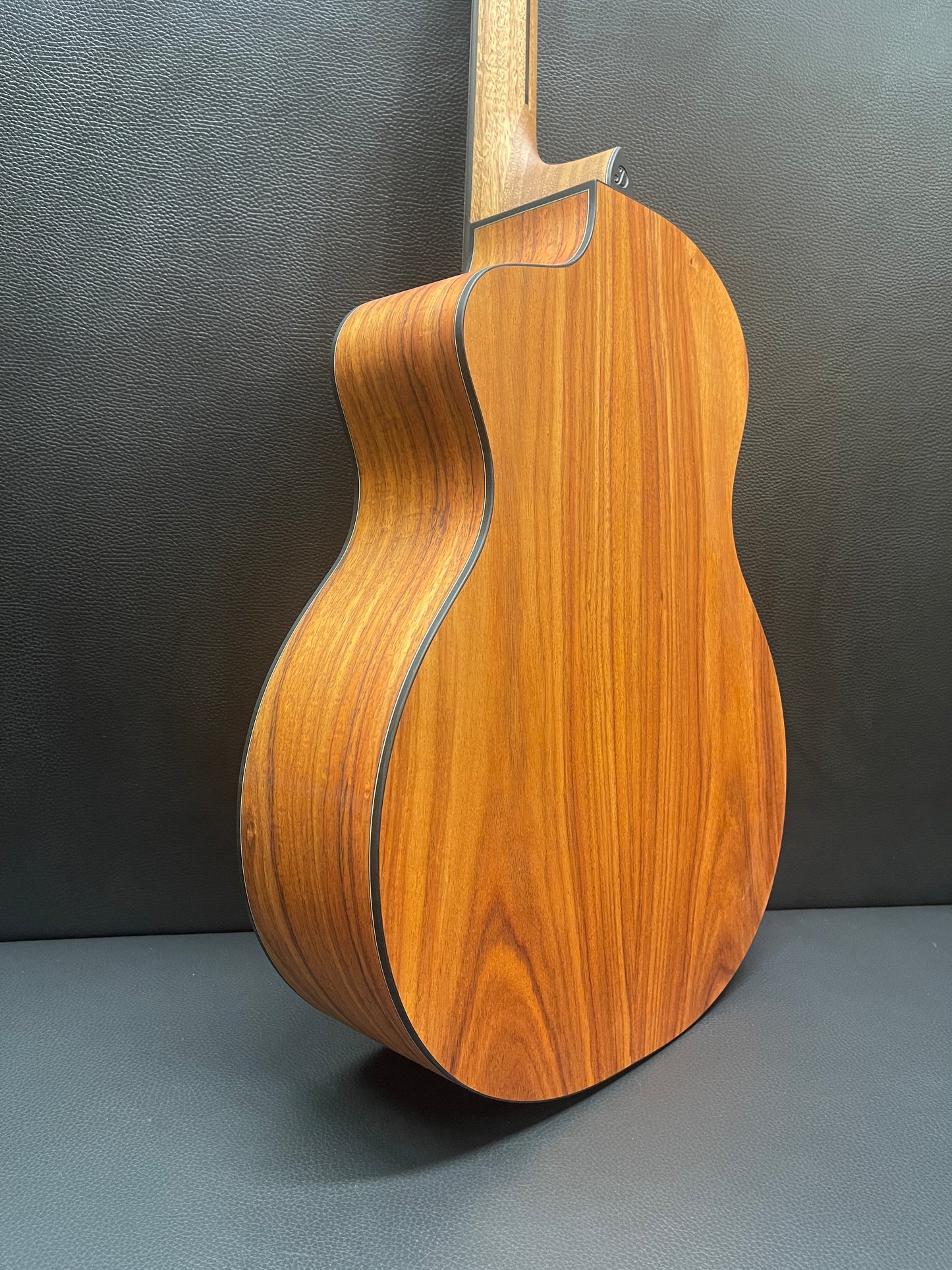 Dowina Merlot Vintage Series GACE E SWS #2303517
