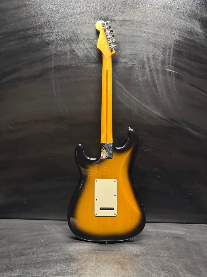 Fender Stratocaster Deluxe USA 2005 (PRE-OWNED)