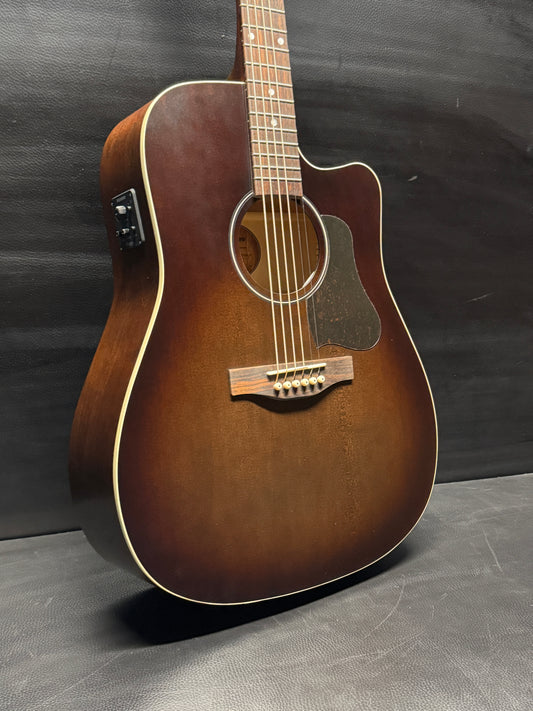 Art & Lutherie Americana Bourbon Burst CW Presys II