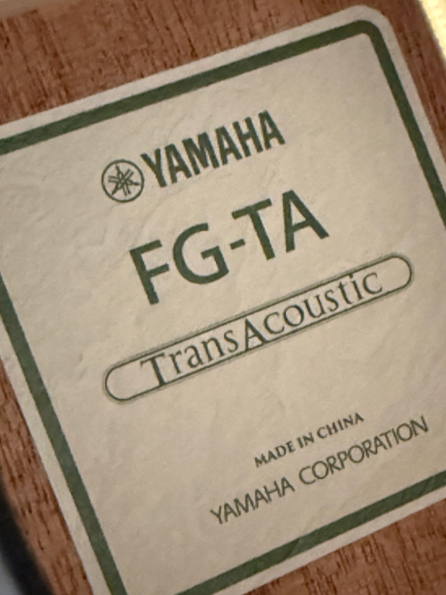 Yamaha FG TransAcoustic Black