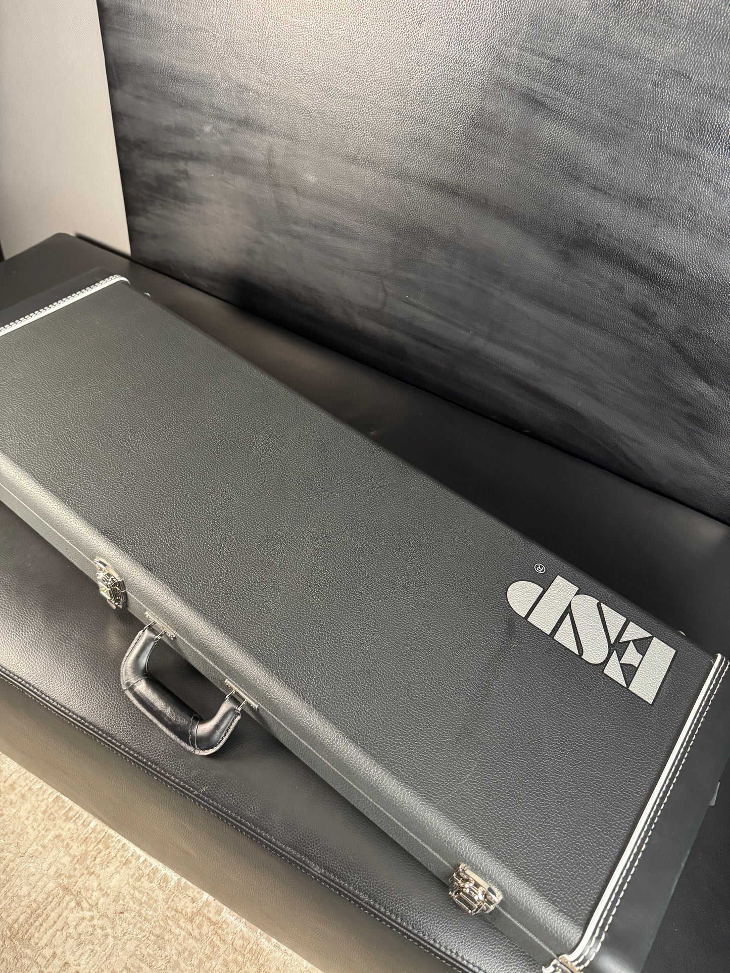 ESP Horizon E-II Reindeer Blue (PRE-OWNED)