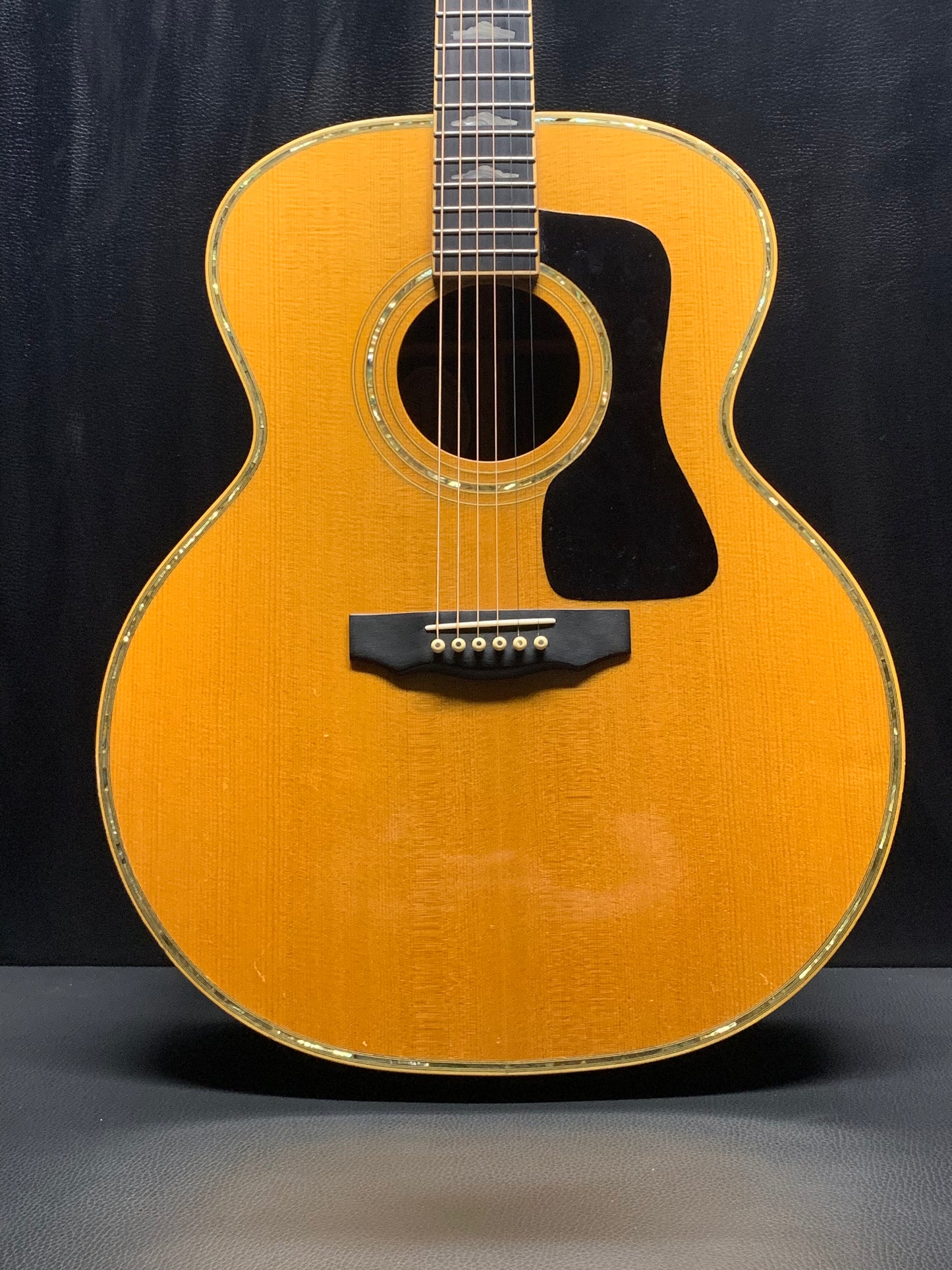 Guild JF-100 CRV NAT 1994 Natural Wood (PRE-OWNED)