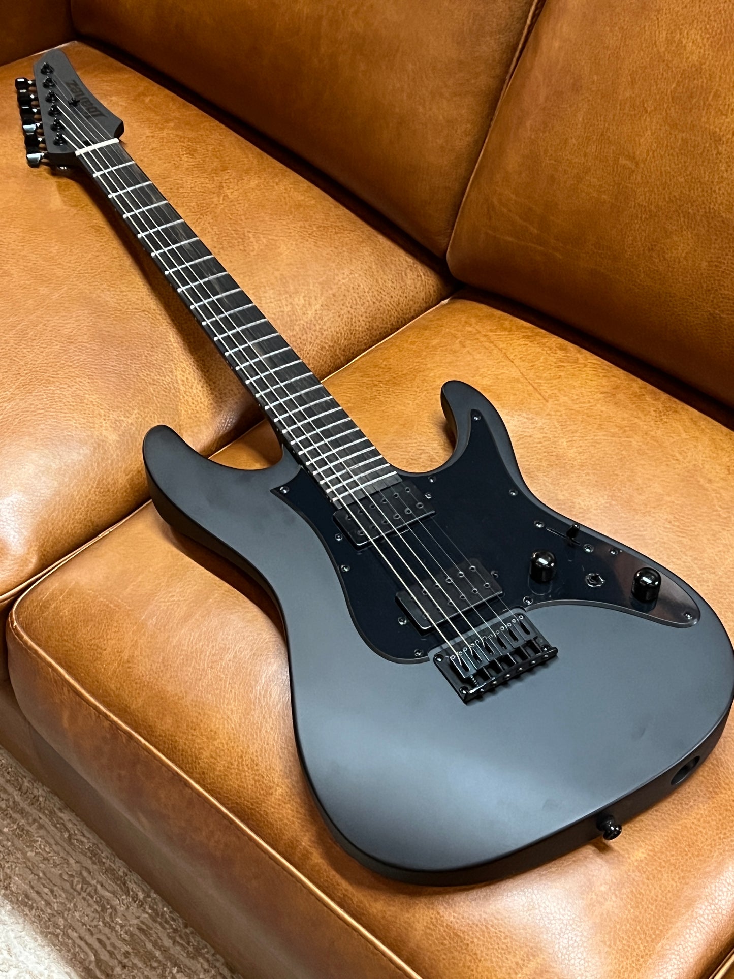 Ibanez AZ41B1BKF AZ Iron Label Black Flat