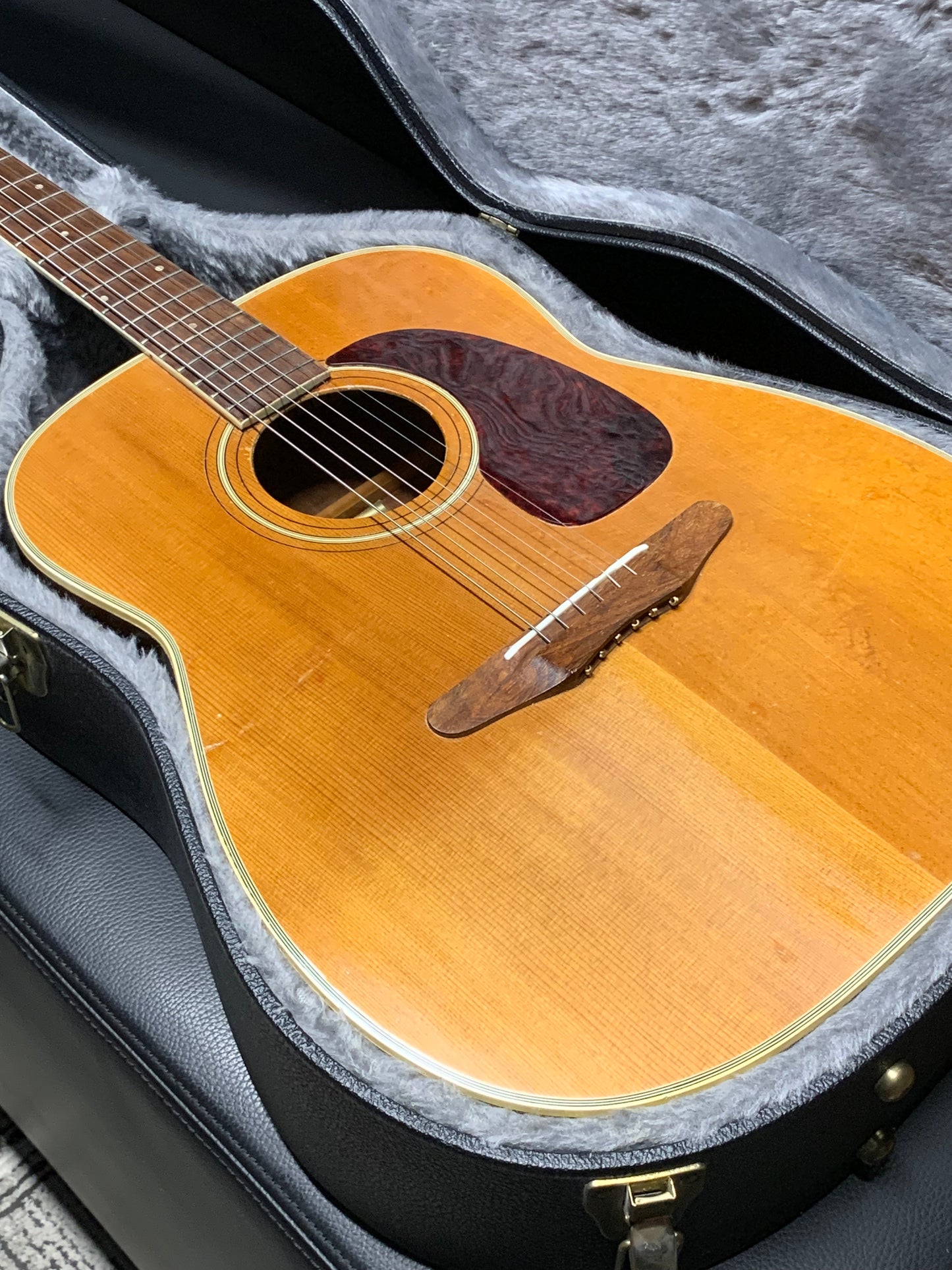 Harmony Sovereign 1972 (PRE-OWNED)