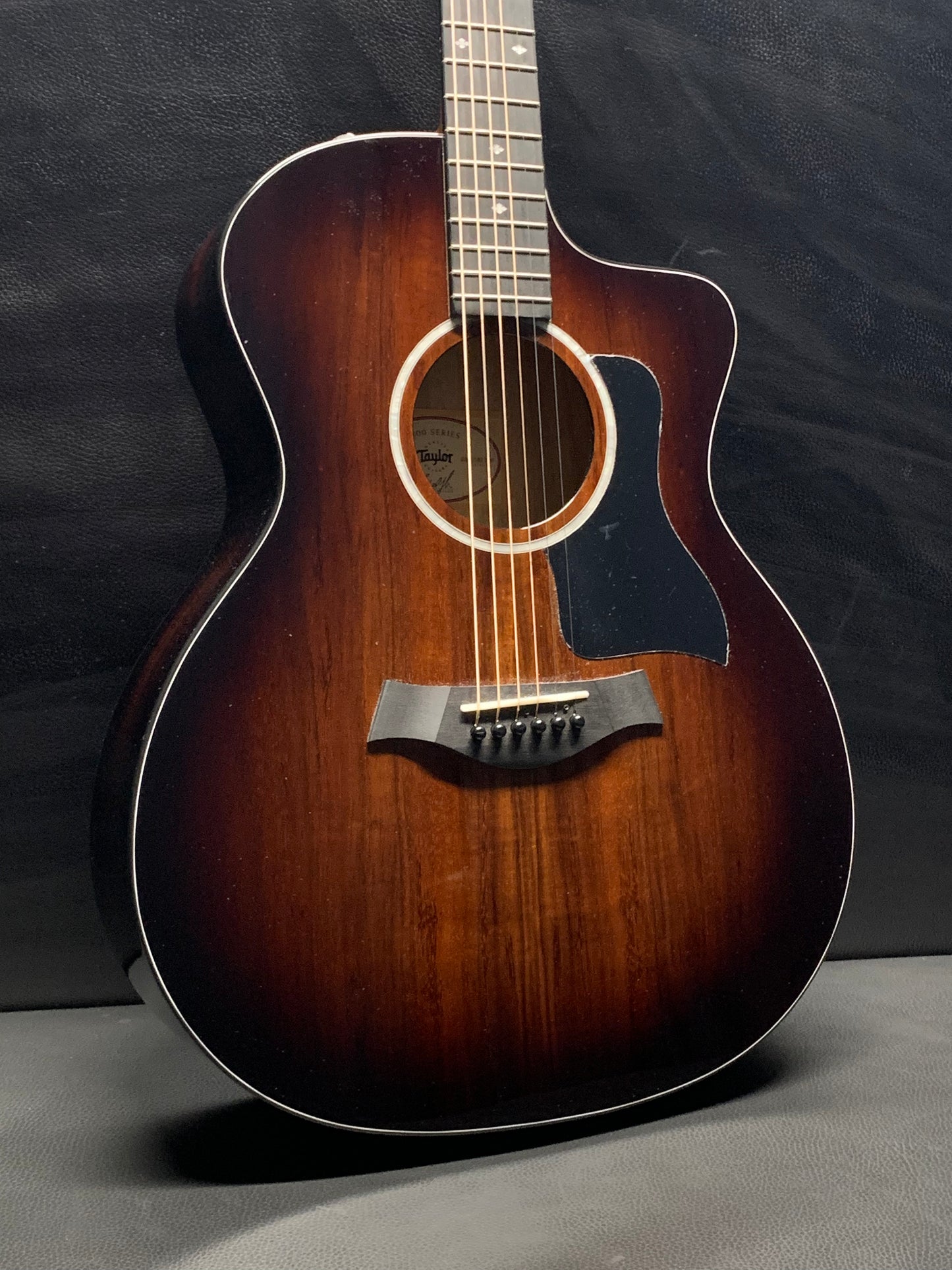 Taylor 224ce-K DLX (PRE-OWNED) pick-guard plastic still on!