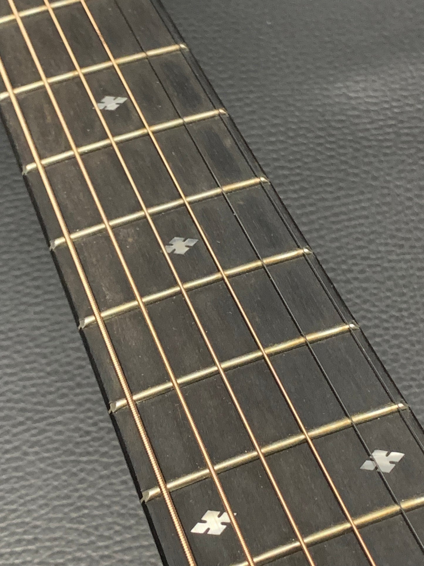 Taylor 224ce-K DLX (PRE-OWNED) pick-guard plastic still on!