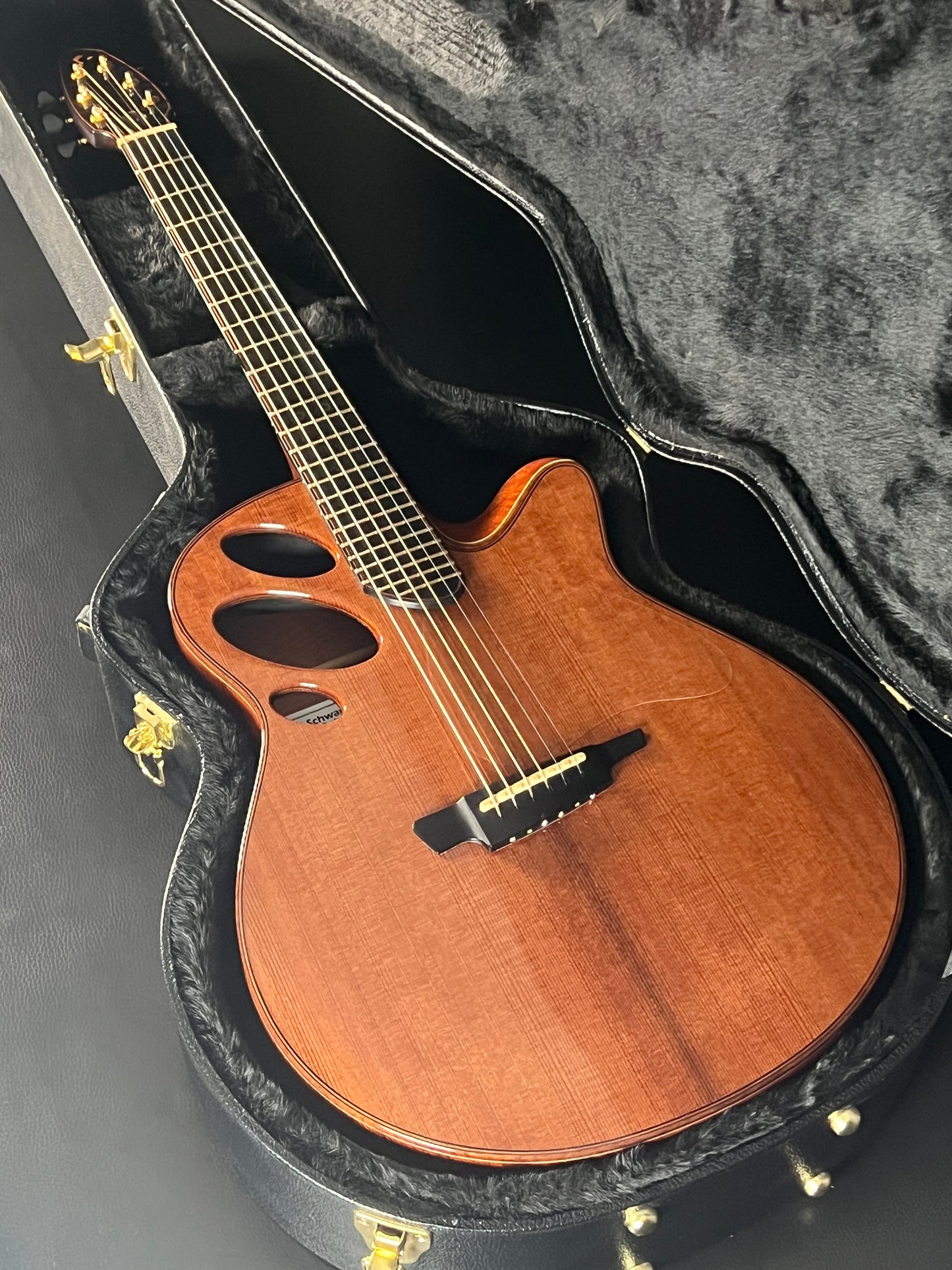 Sheldon Schwartz Oracle Redwood / Curly Mahogany (PRE-OWNED)