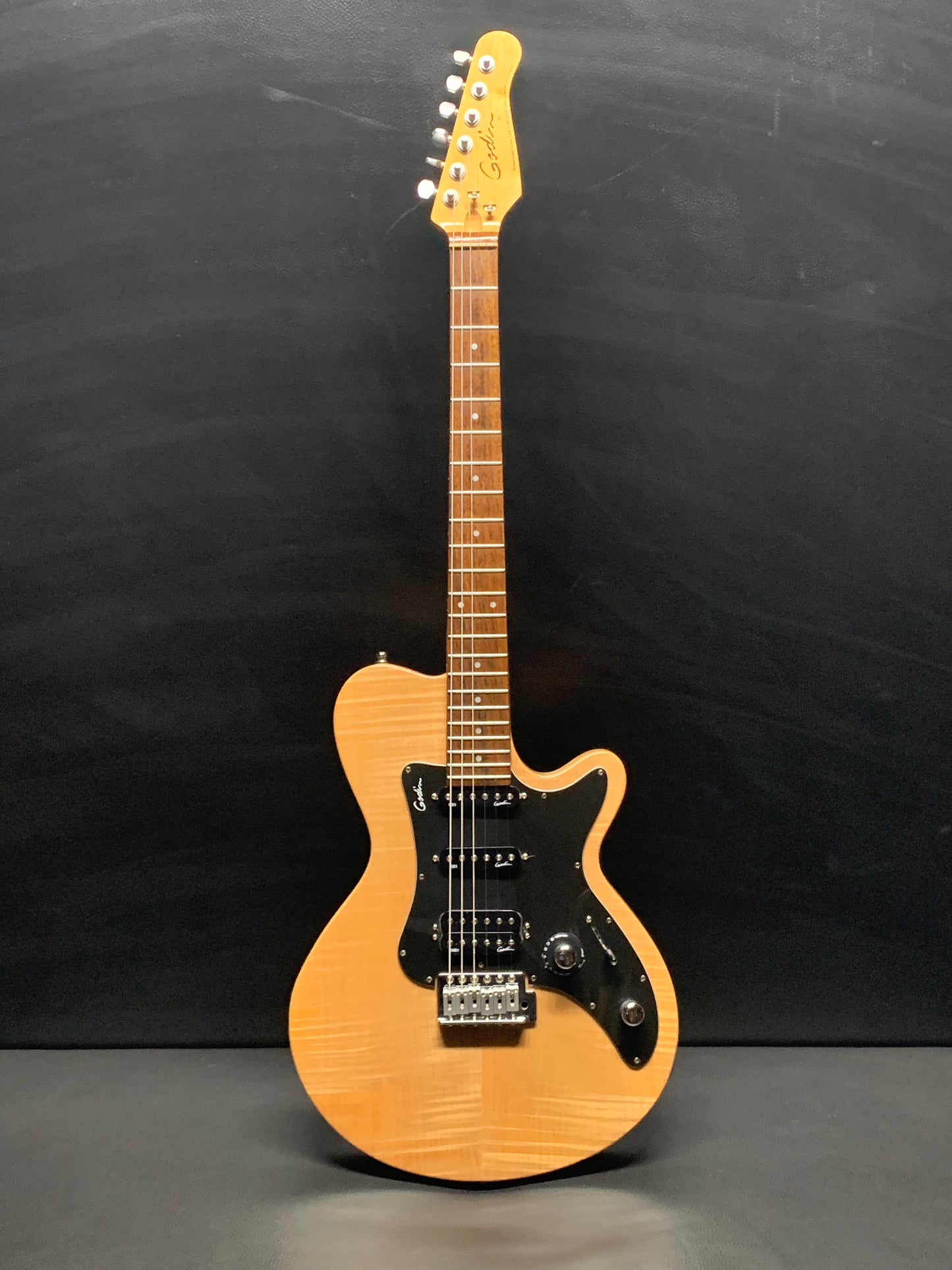Godin SD Natural Flame (PRE-OWNED)
