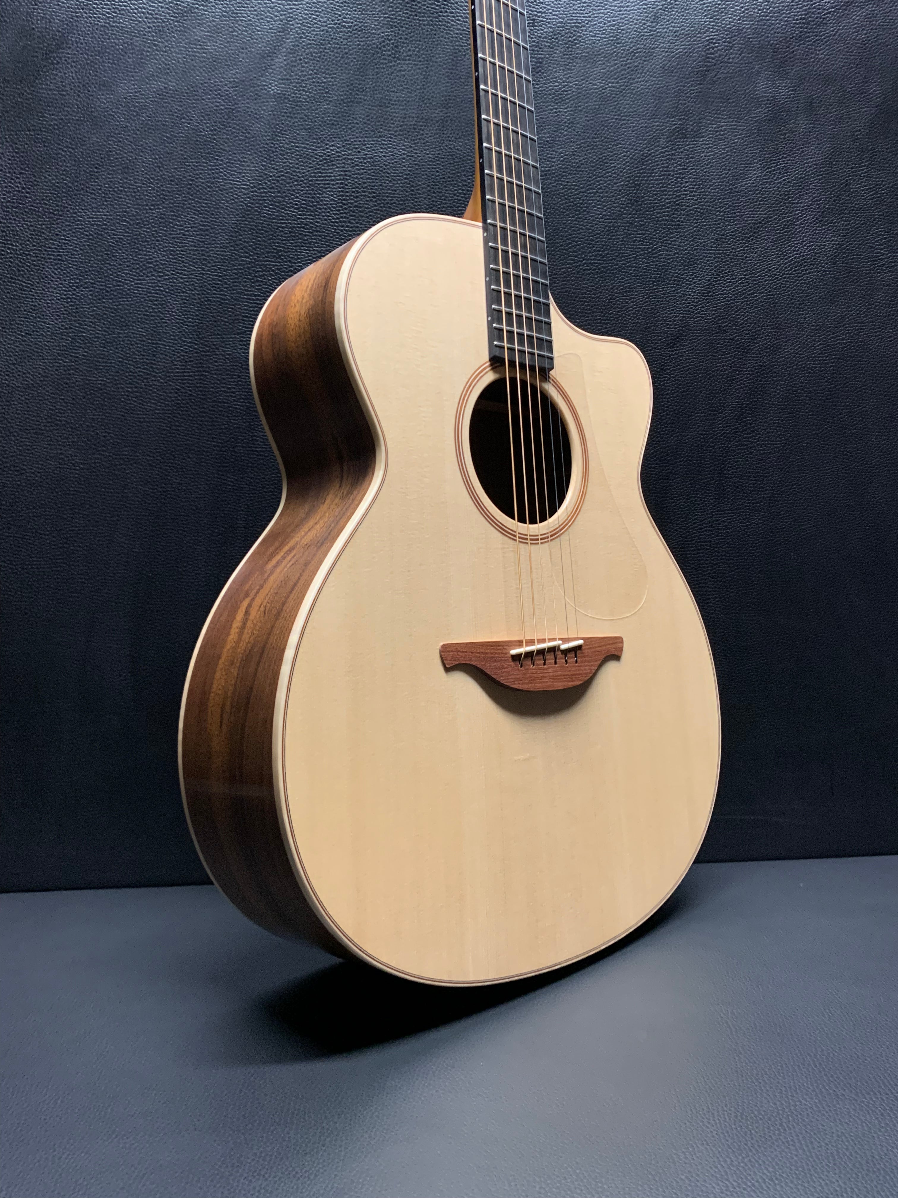 Lowden O-21C Cutaway #26920