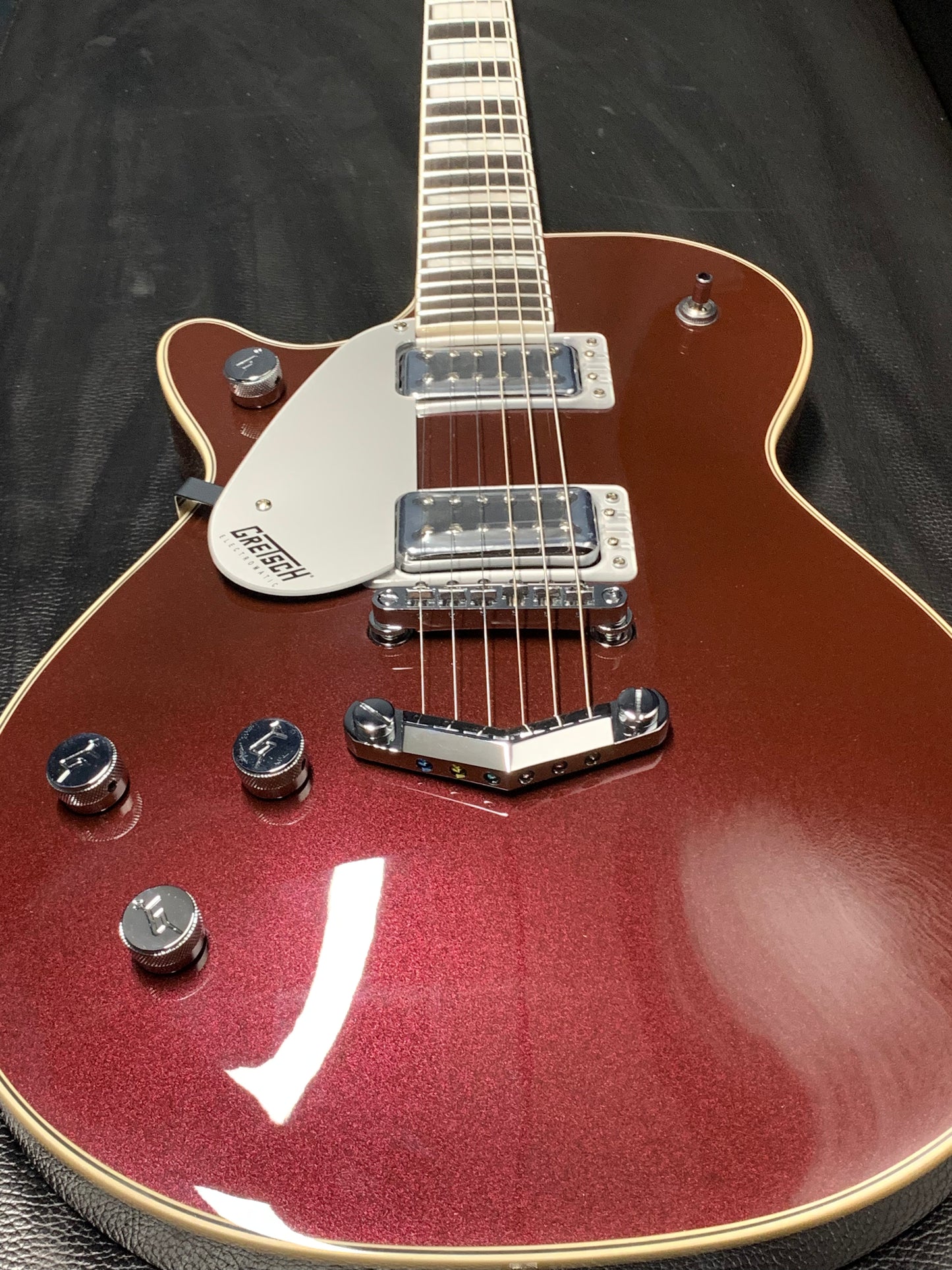Gretsch G5220LH Electromatic Jet BT Single-Cut with V-Stoptail, Left-Handed Dark Cherry Metallic