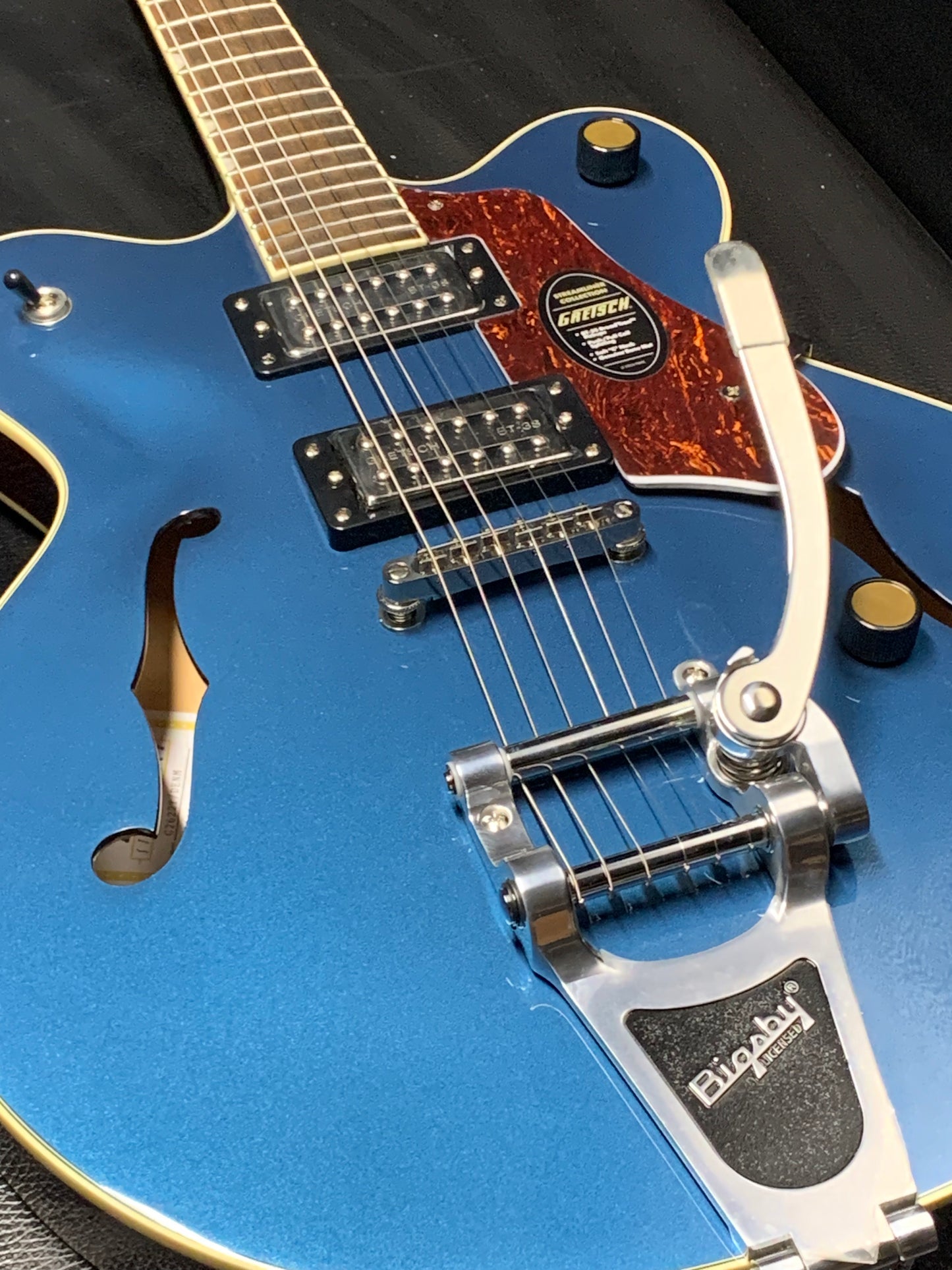 Gretsch G2622T Streamliner Center Block Double-Cut with Bigsby Broad’Tron BT-3S Pickups, Dark Denim