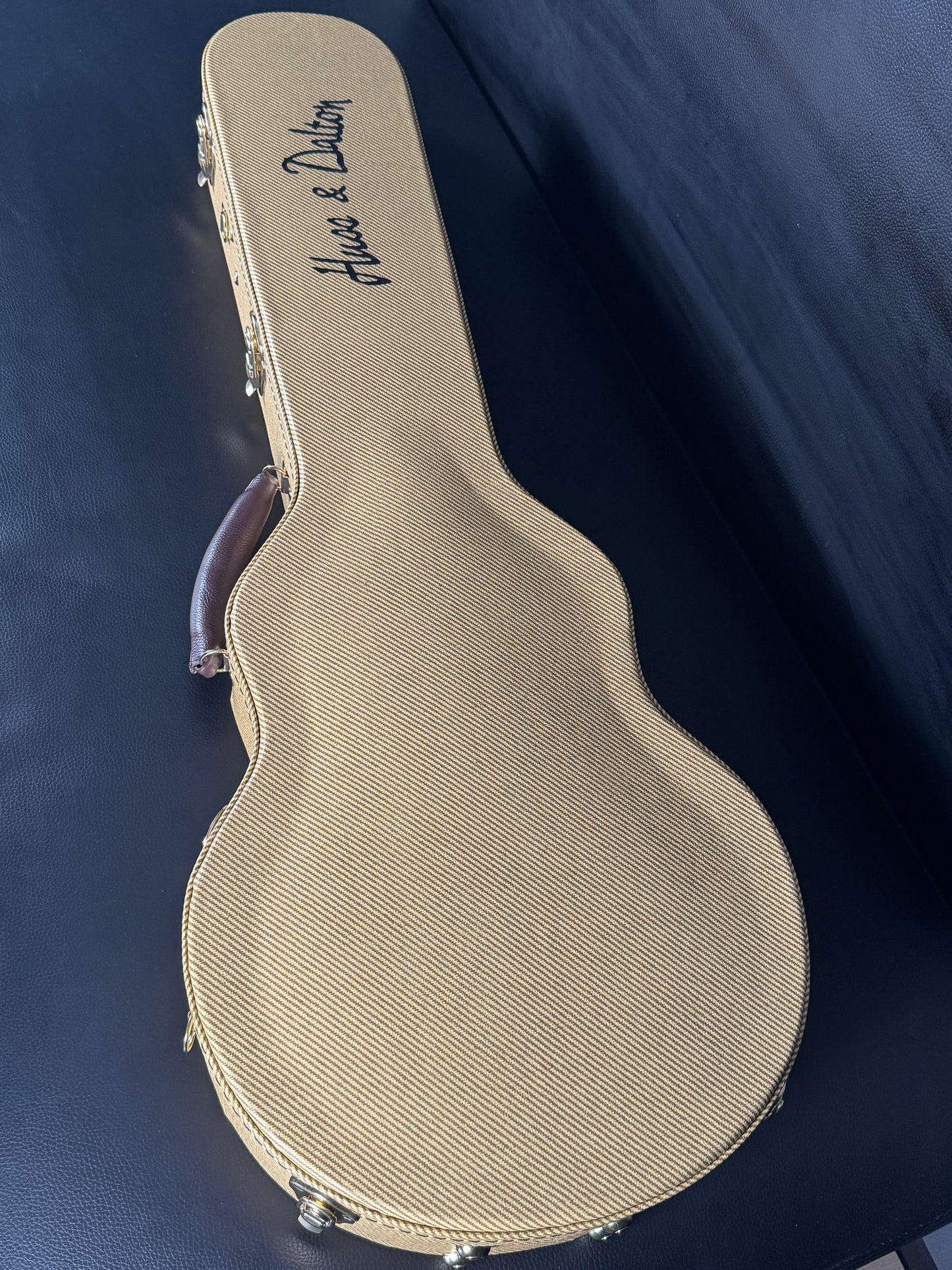Huss & Dalton Statesboro SC Classic – Honey Brown Sunburst