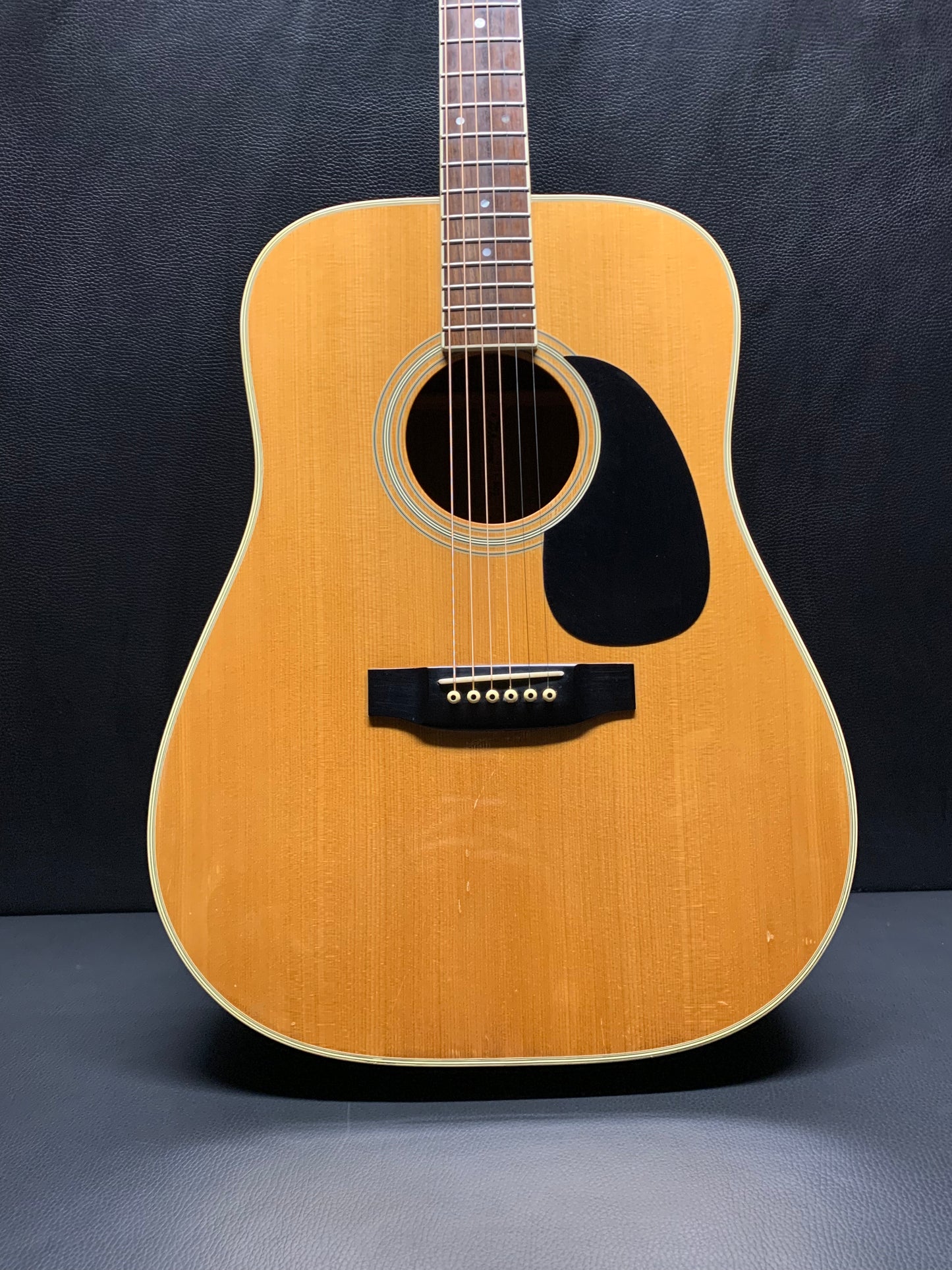 Takamine F360S Acoustic Guitar (PRE-OWNED)