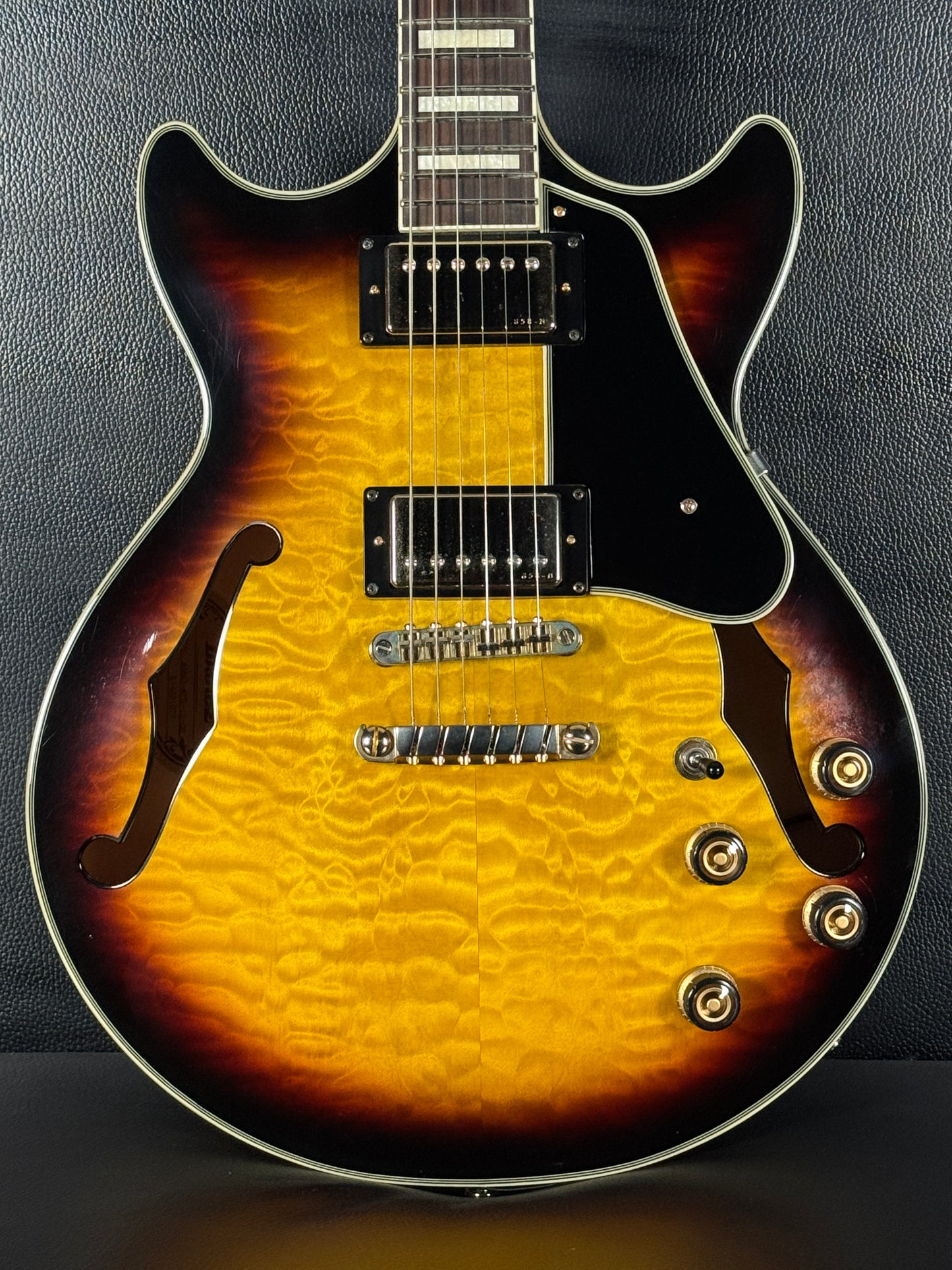 Ibanez AM93 Artcore (PRE-OWNED)