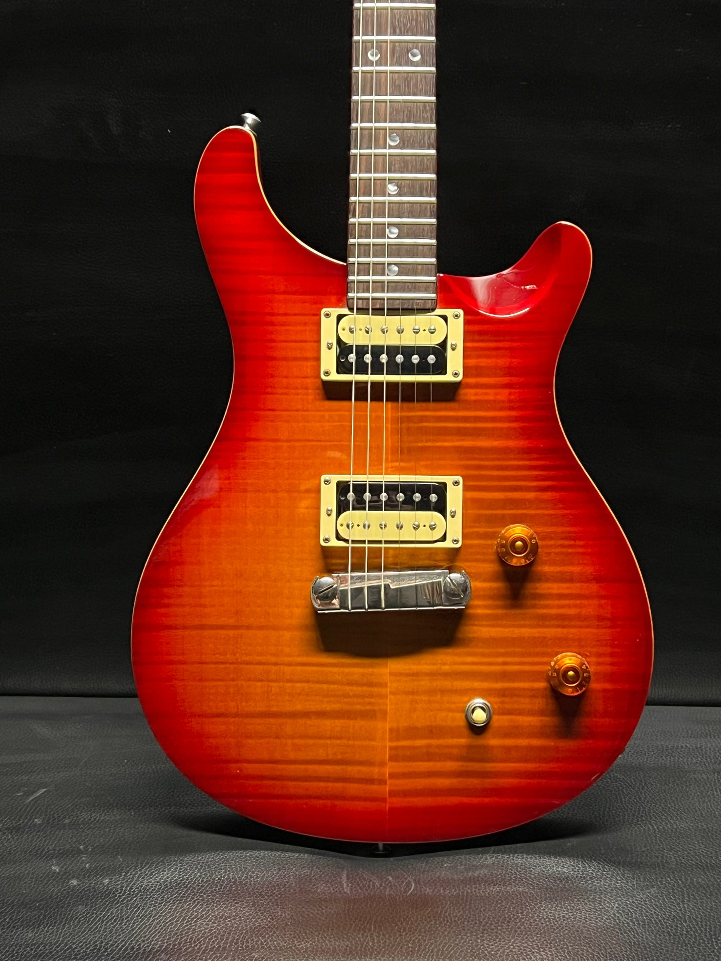 PRS SE Custom (PRE-OWNED)