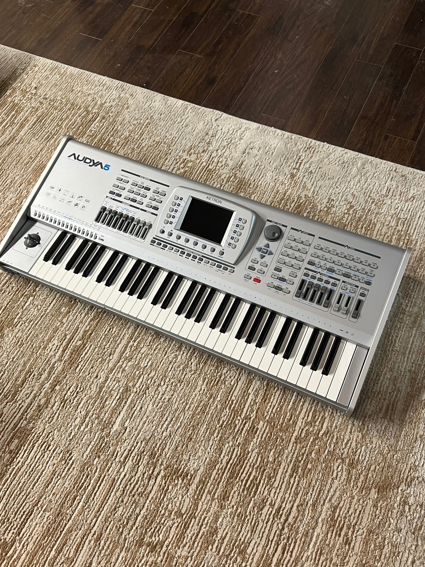 Ketron Audya 5 w/ Gator Case (PRE-OWNED)