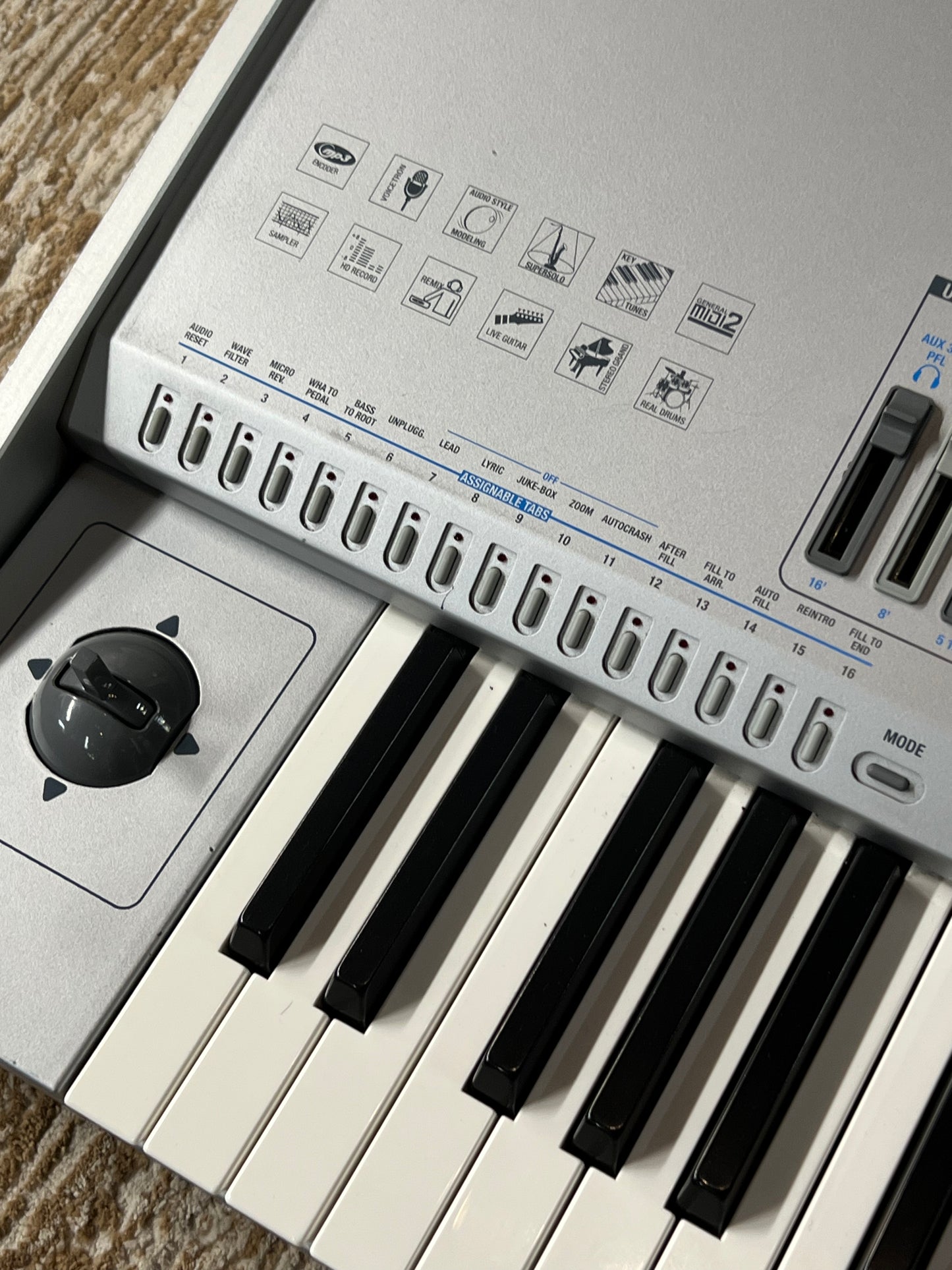 Ketron Audya 5 w/ Gator Case (PRE-OWNED)