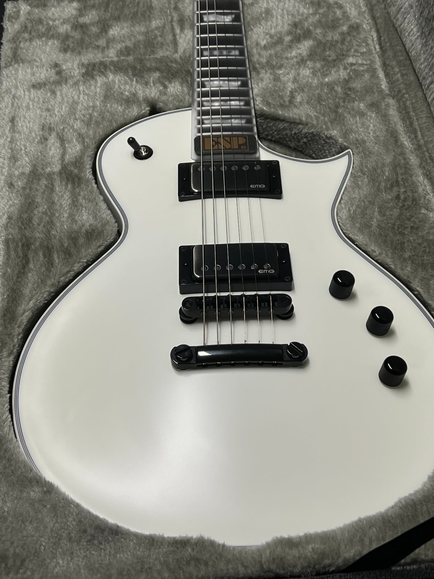 ESP Guitars E-II Eclipse - Snow White Satin