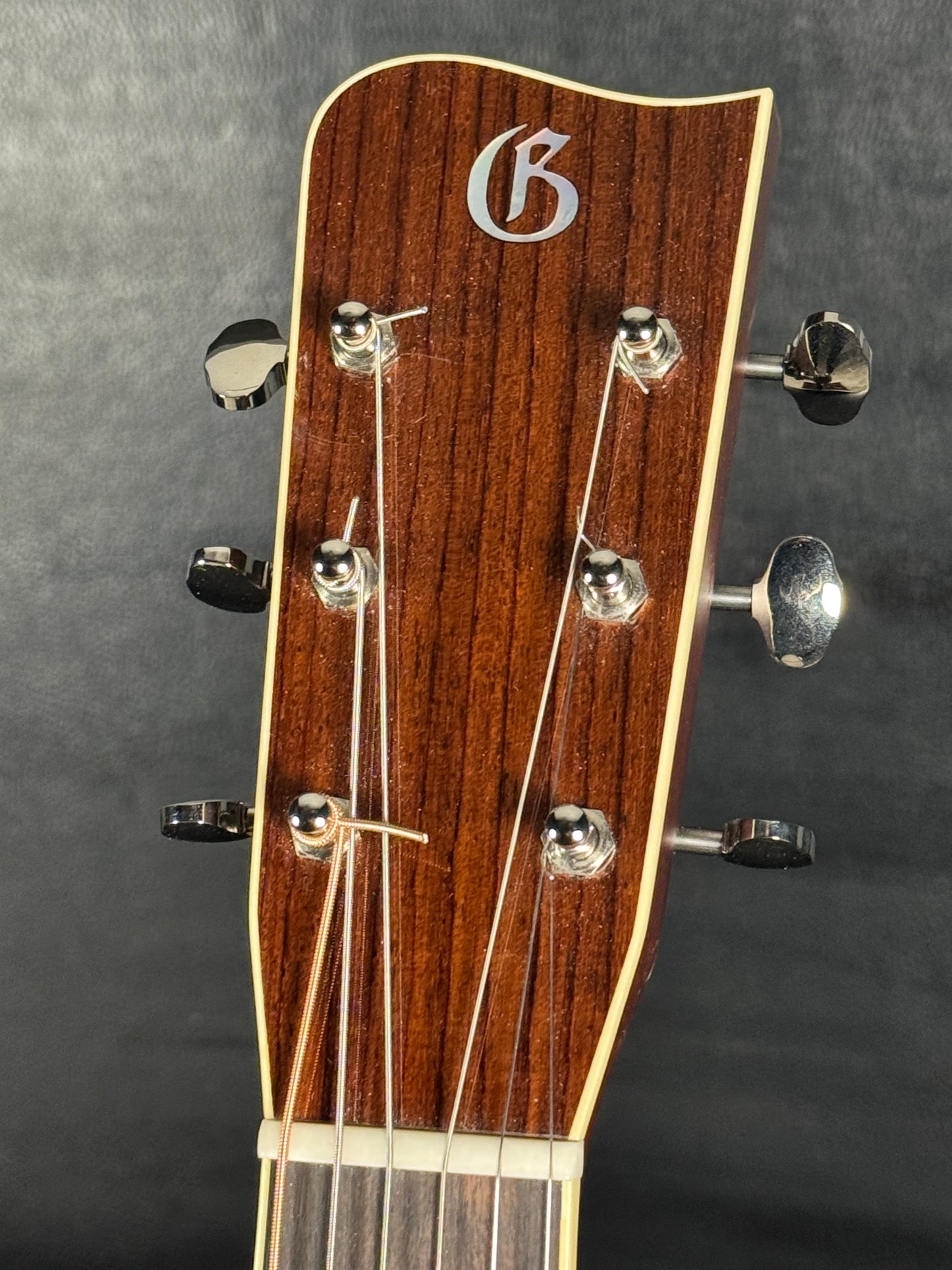 Gallagher G-70 w/ Pickup (PRE-OWNED)