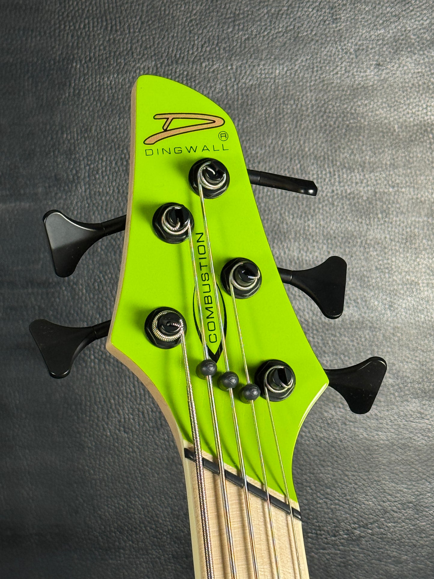 Dingwall NG3 Nolly Signature 5-String Ferrari Green