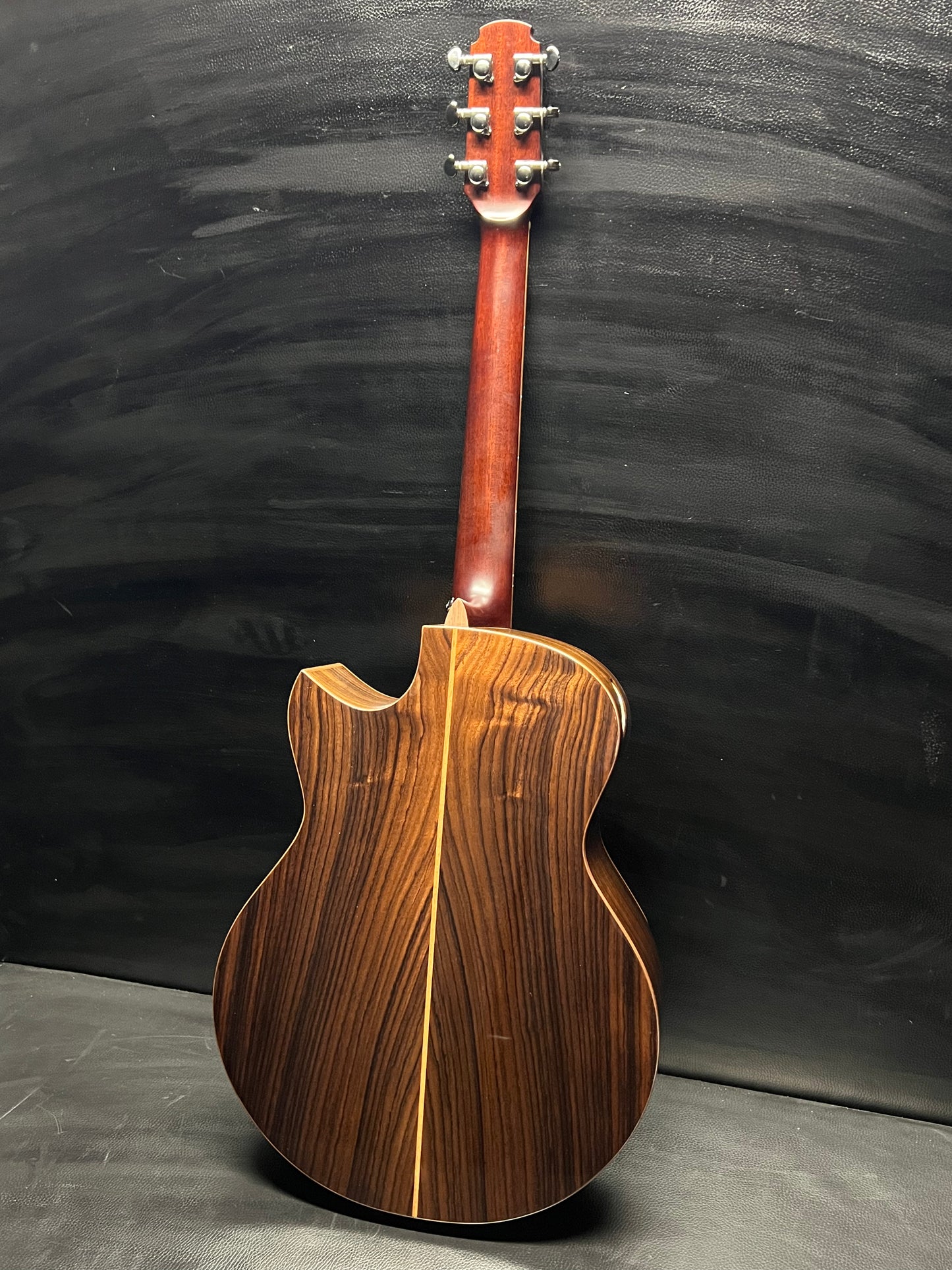 Avenir 20 Series Auditorium Cedar Rosewood Fan Fret #24071244
