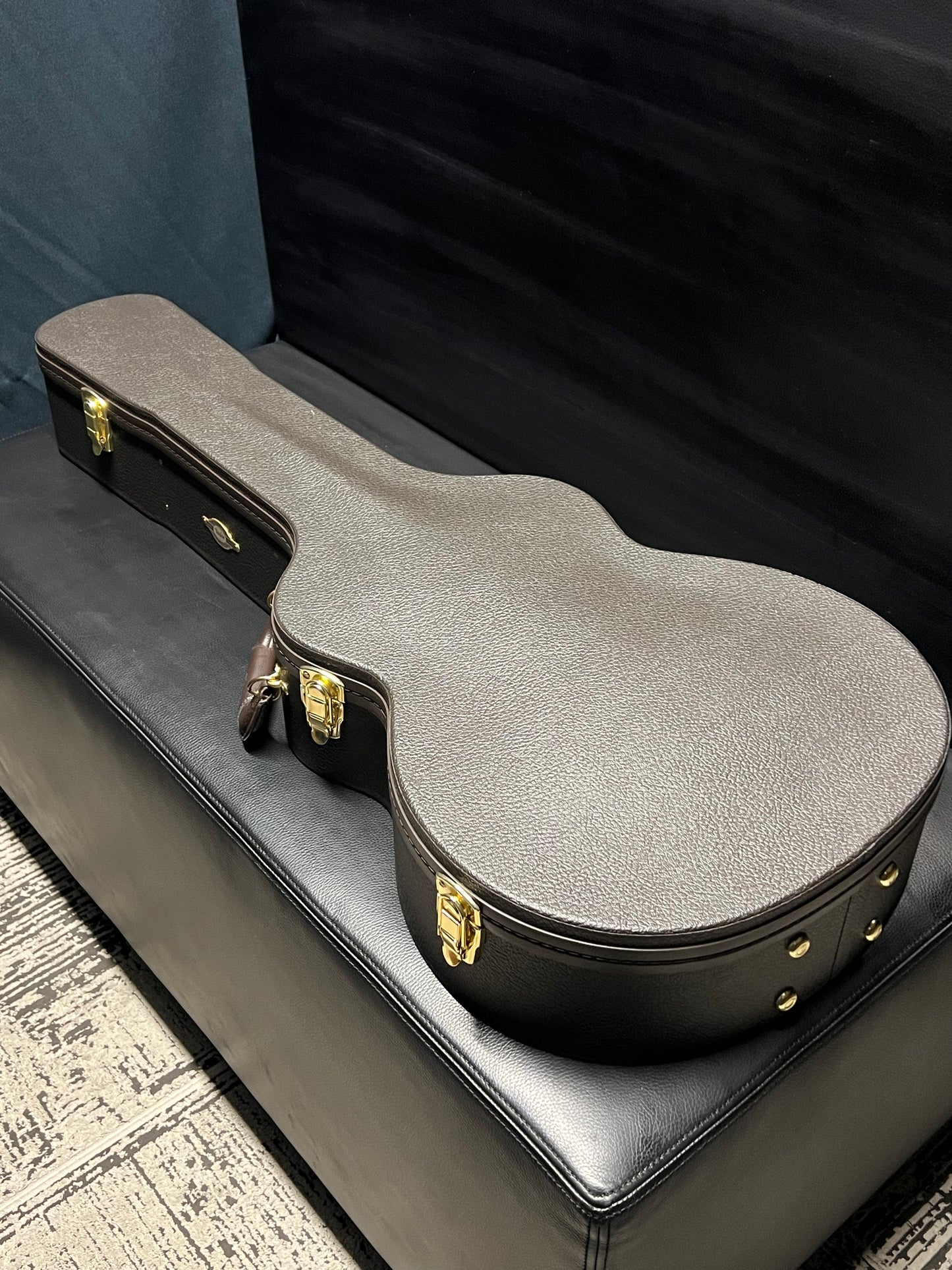 Taylor 324ce Grand Auditorium