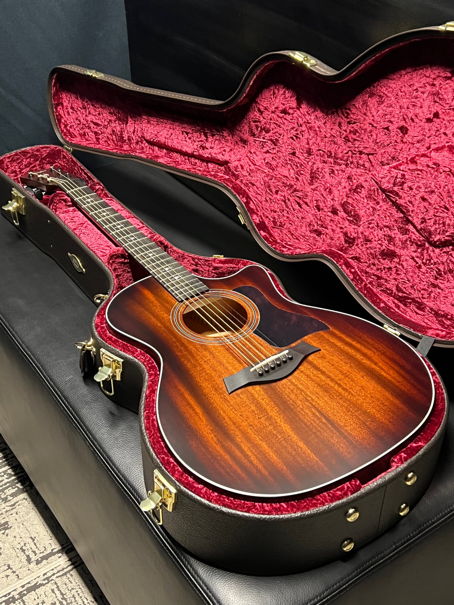 Taylor 324ce Grand Auditorium