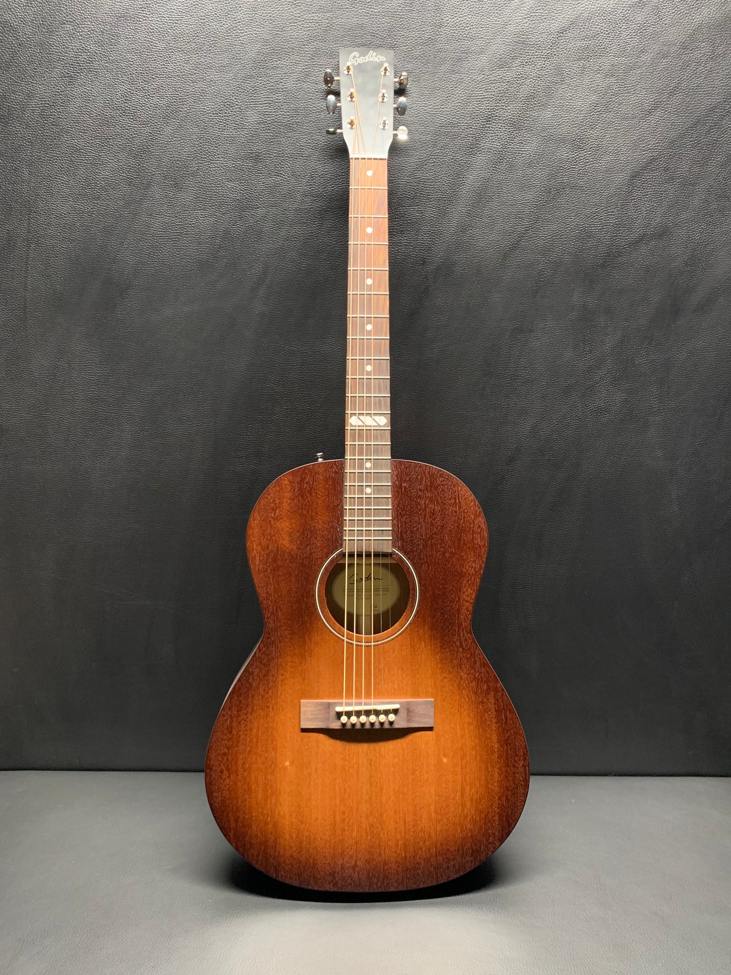Godin Mahogany Folk Rustic Burst A/E #052561000033