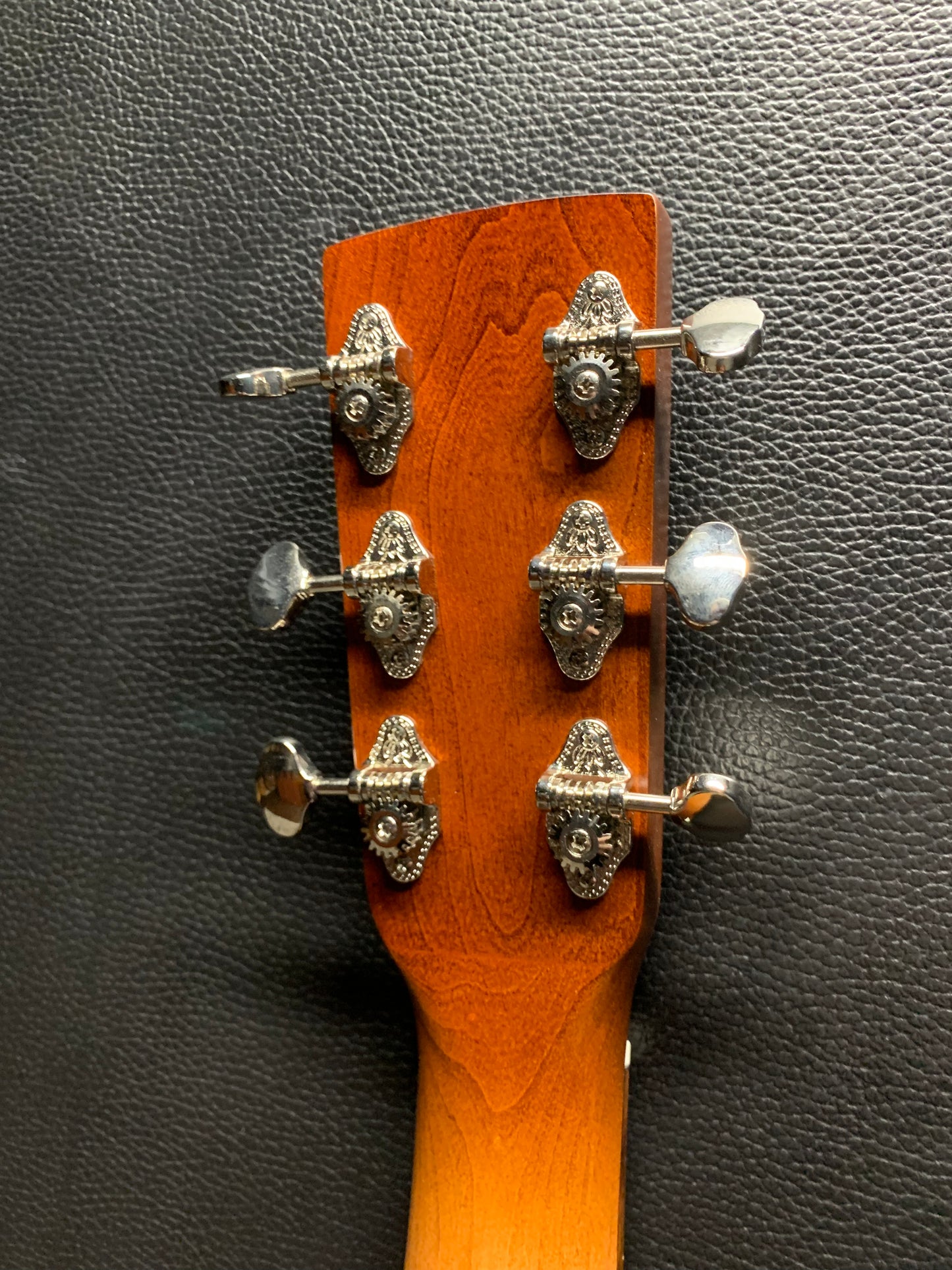 Godin Mahogany Folk Rustic Burst A/E #052561000033
