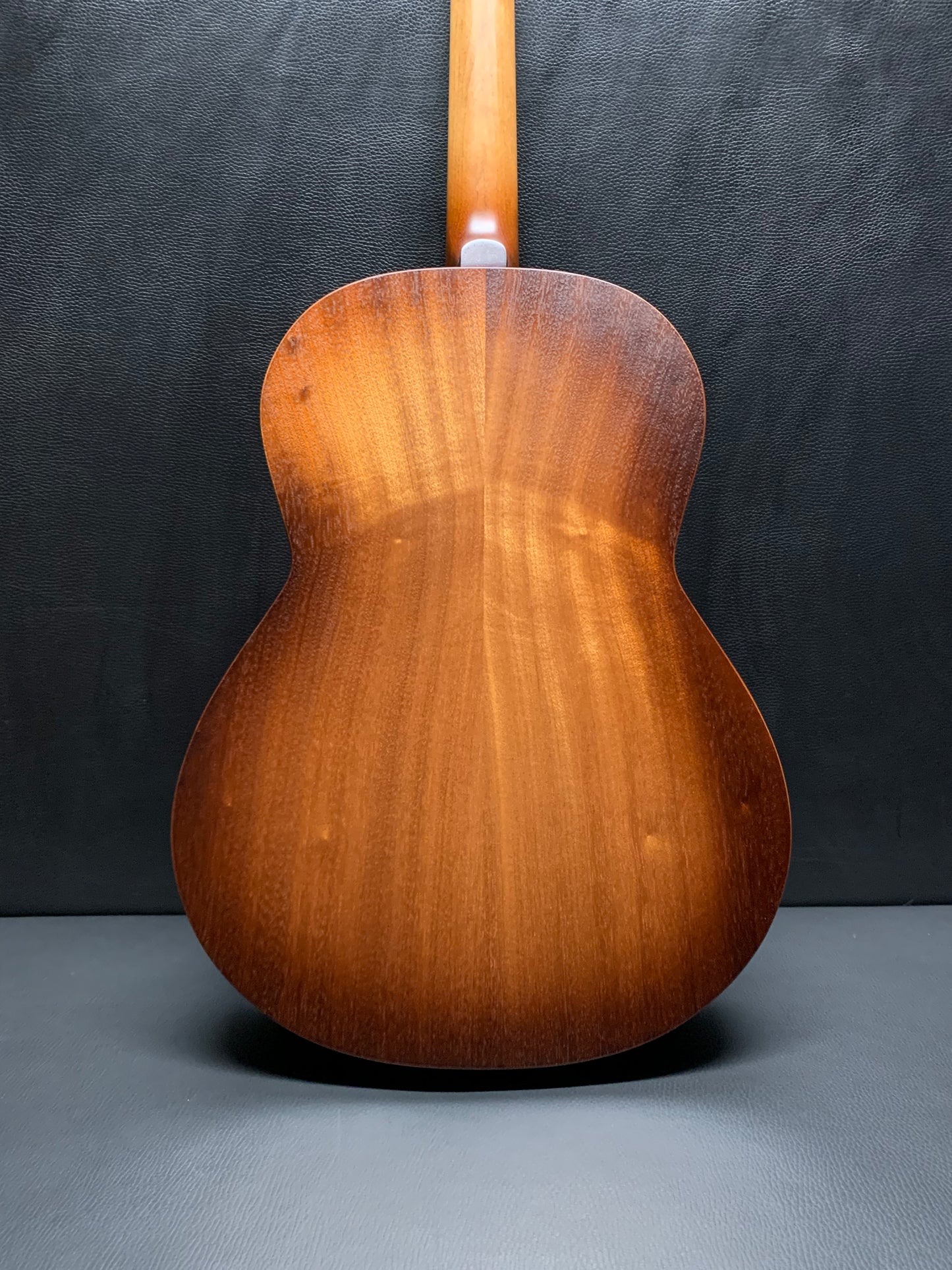 Godin Mahogany Folk Rustic Burst A/E #052561000033