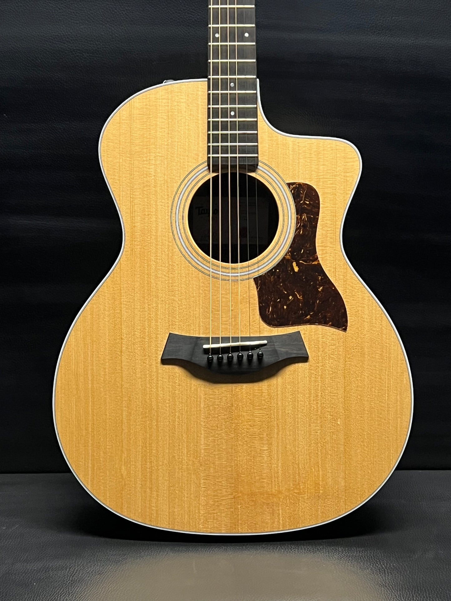 Taylor 214ce Grand Auditorium