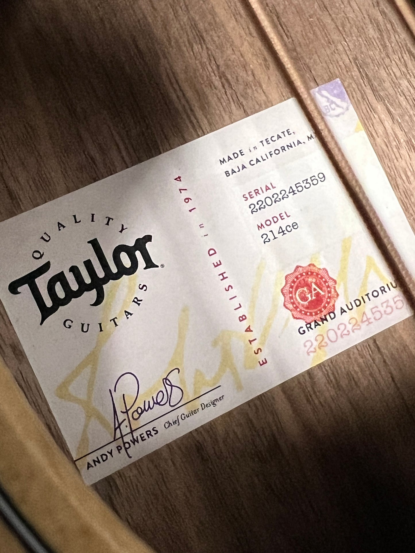Taylor 214ce Grand Auditorium