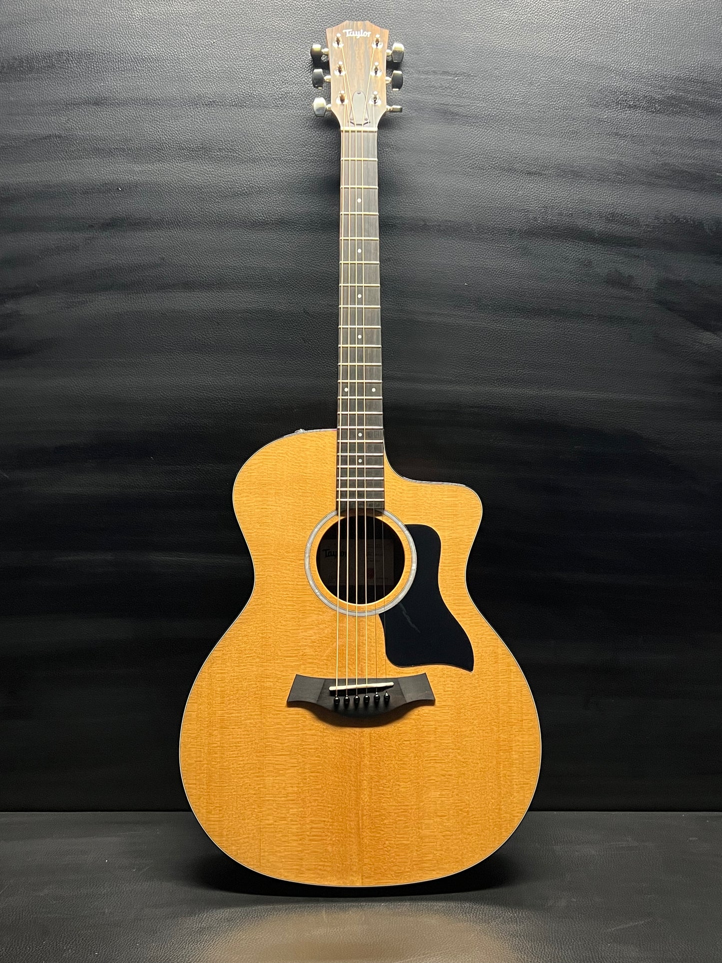 Taylor 214ce Plus